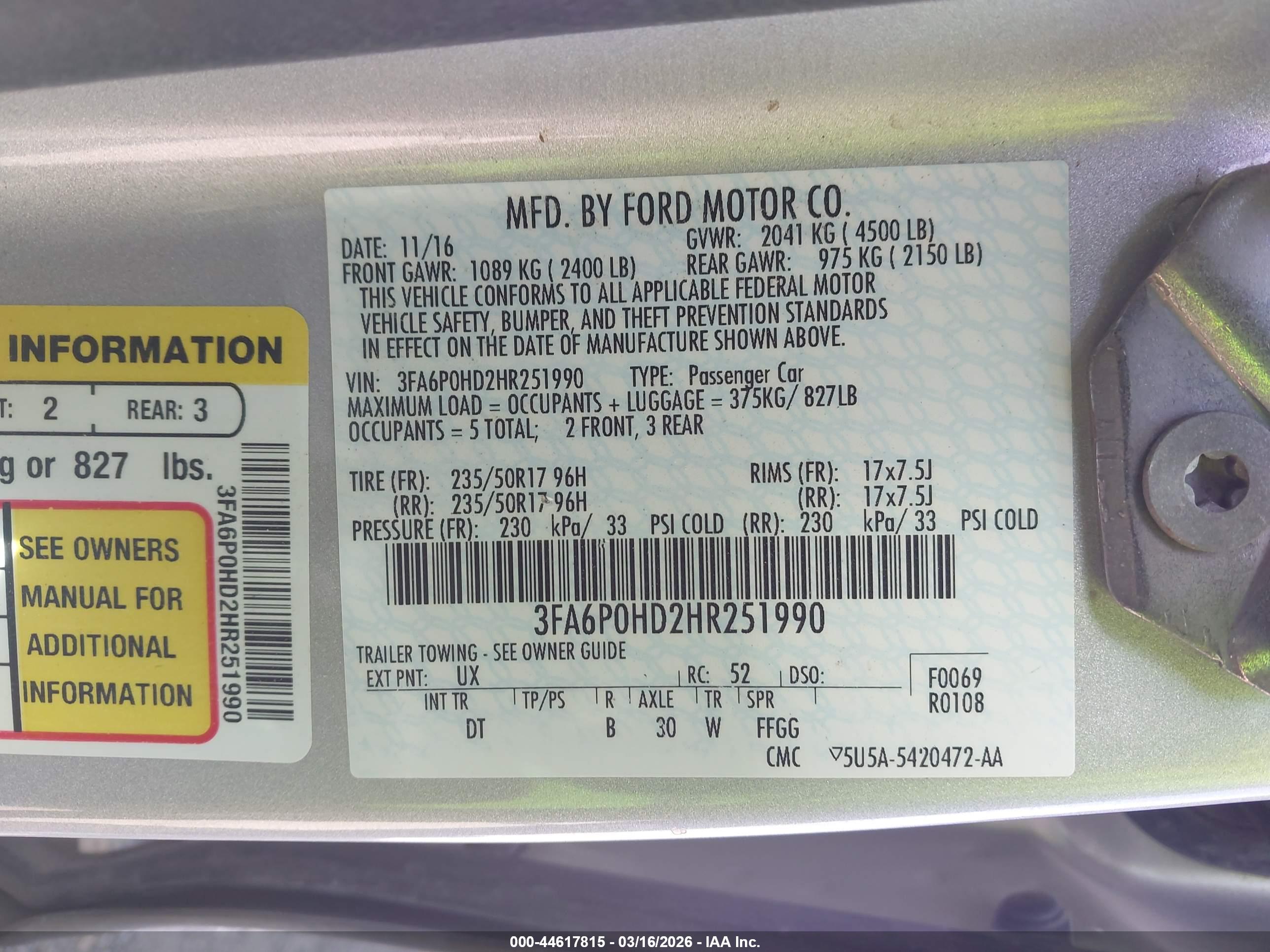 FORD FUSION image 9