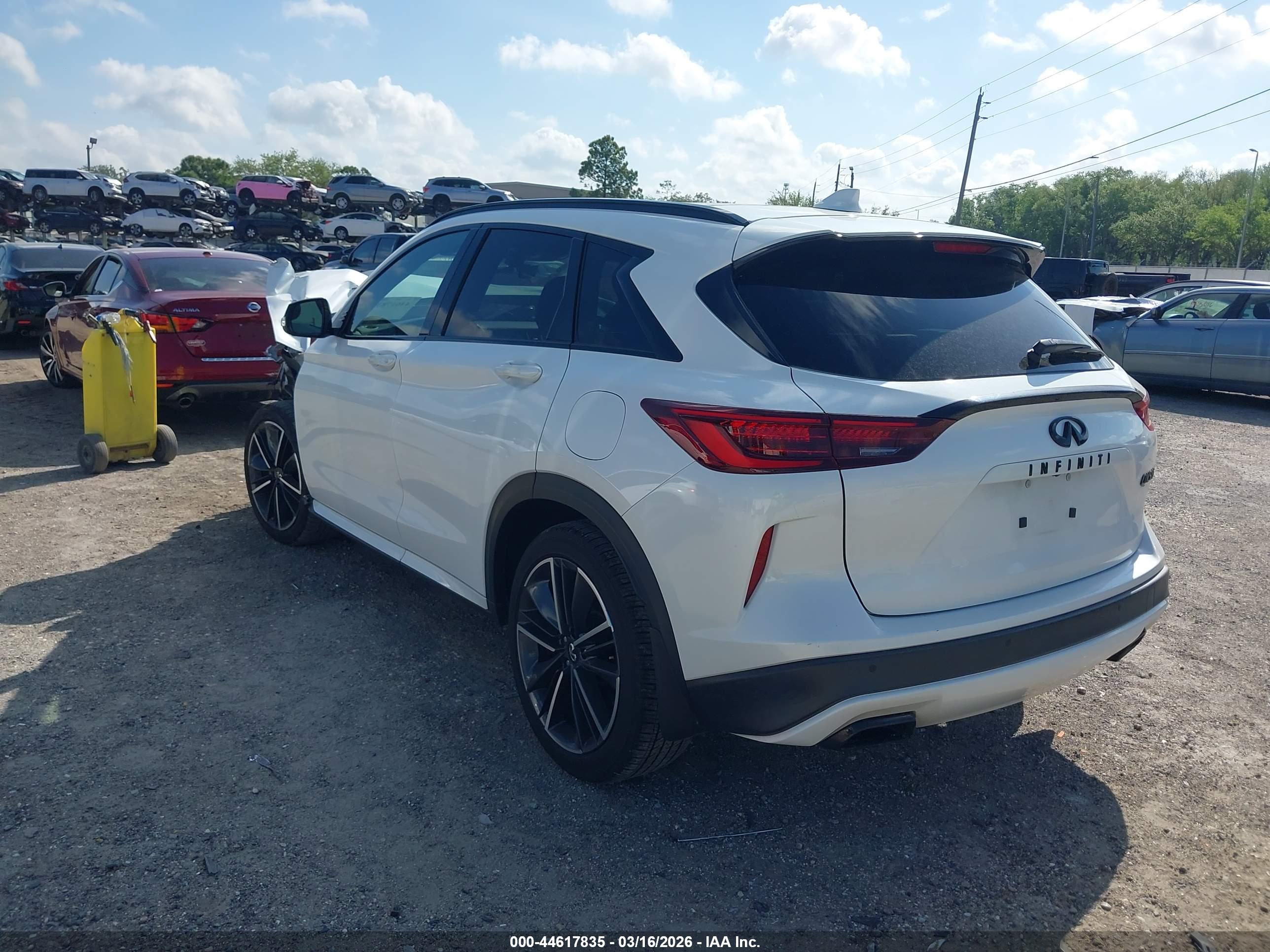 INFINITI QX50 image 3