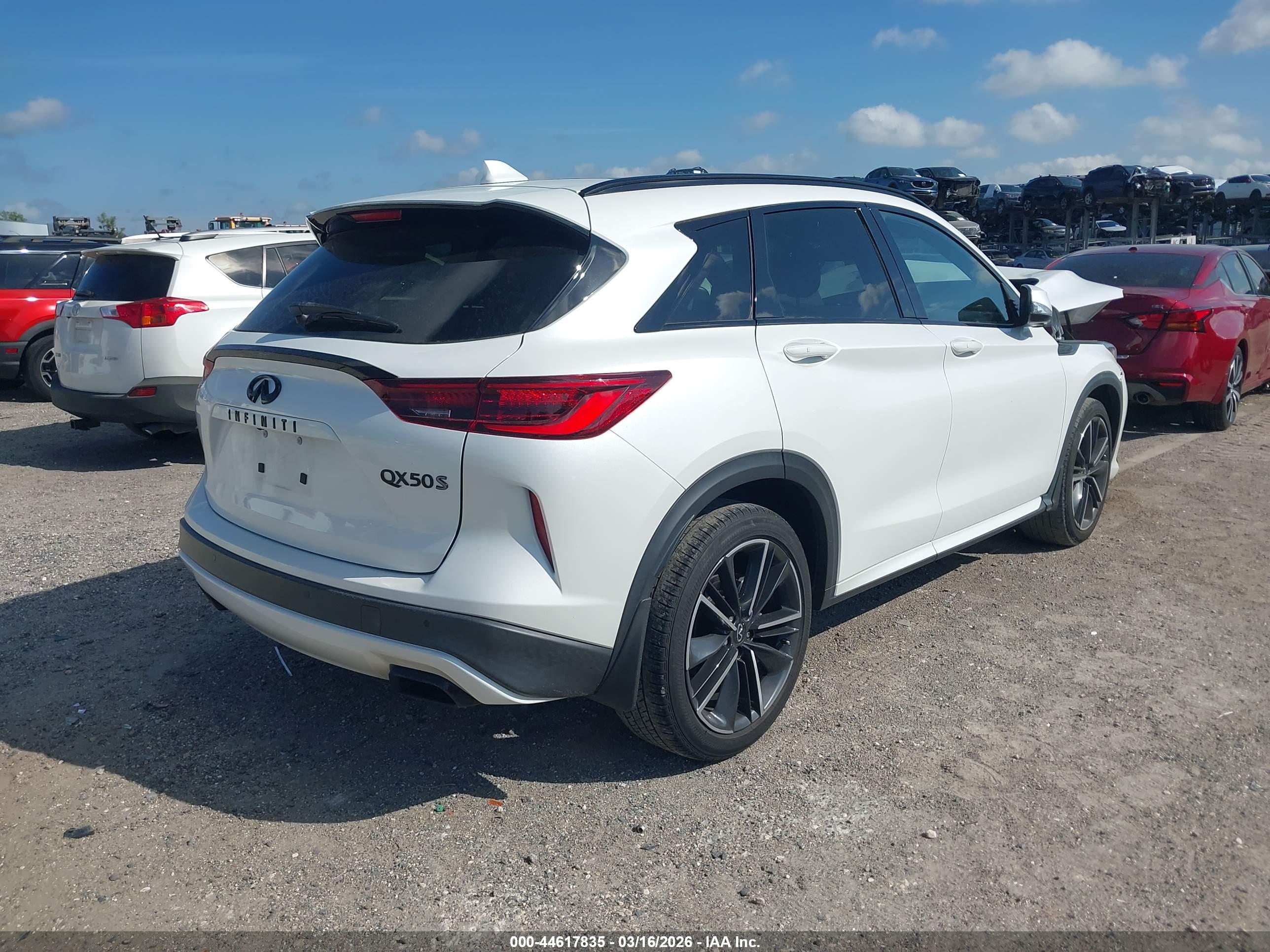 INFINITI QX50 image 4