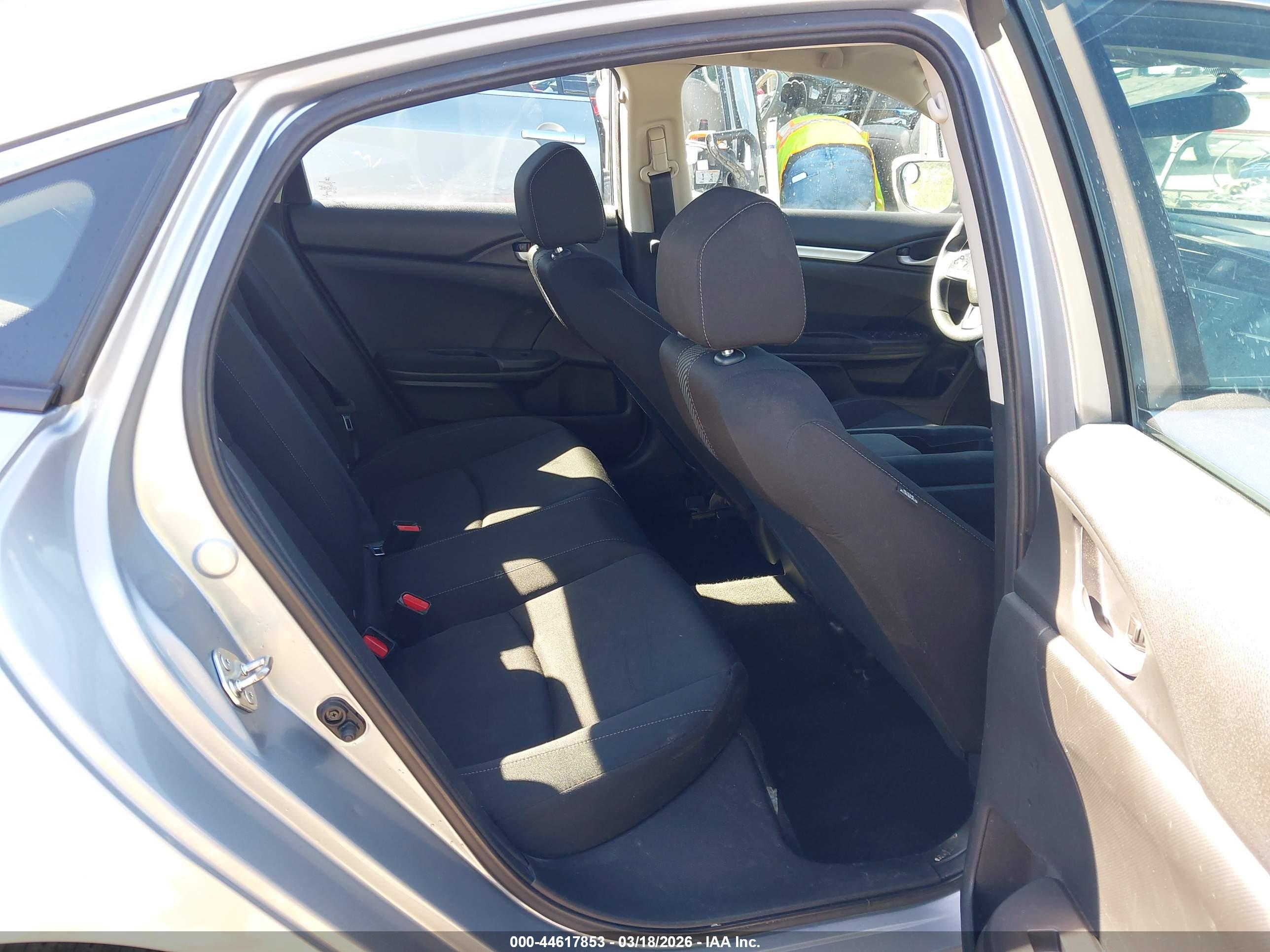 HONDA CIVIC image 8
