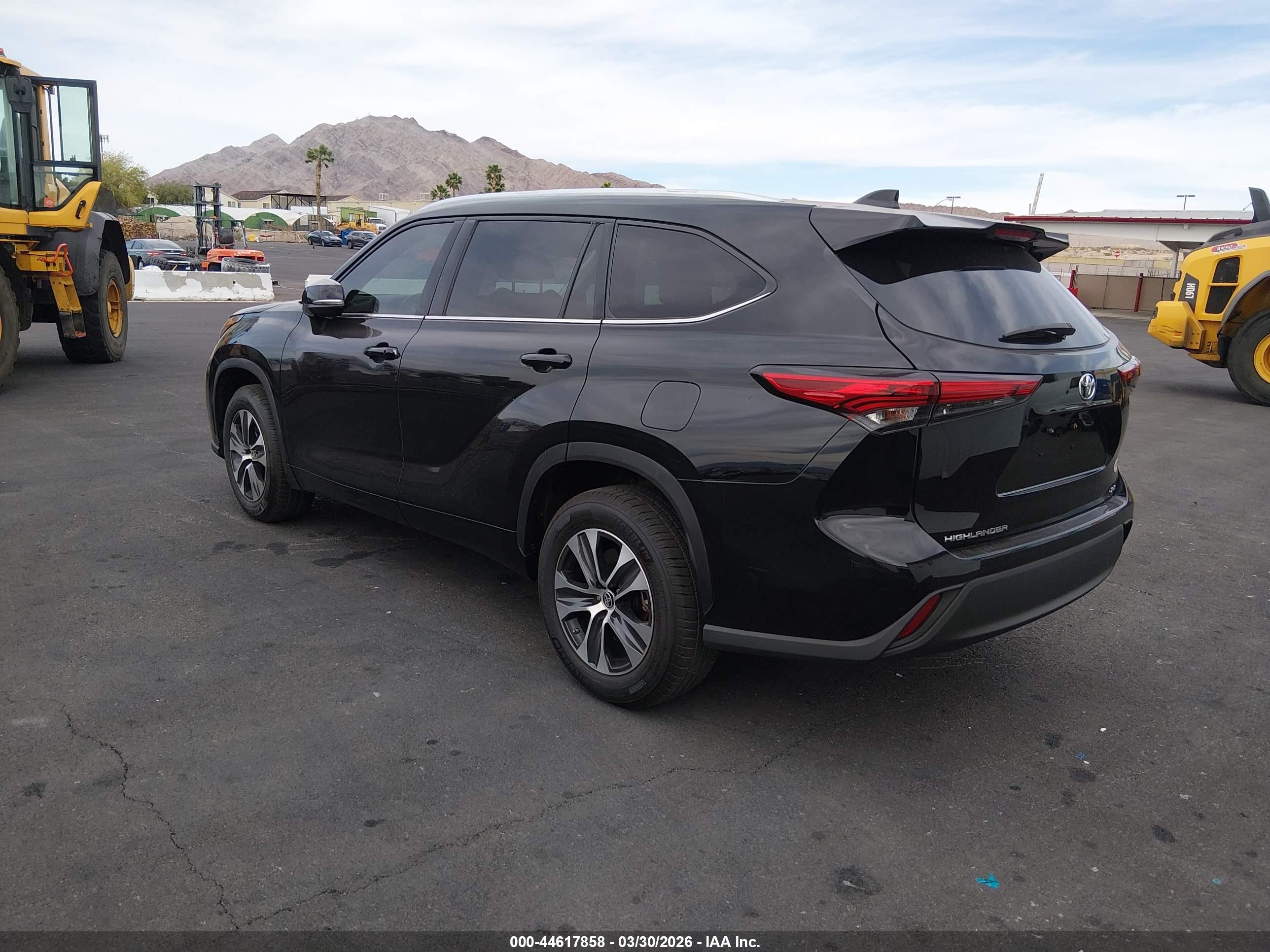 TOYOTA HIGHLANDER image 3