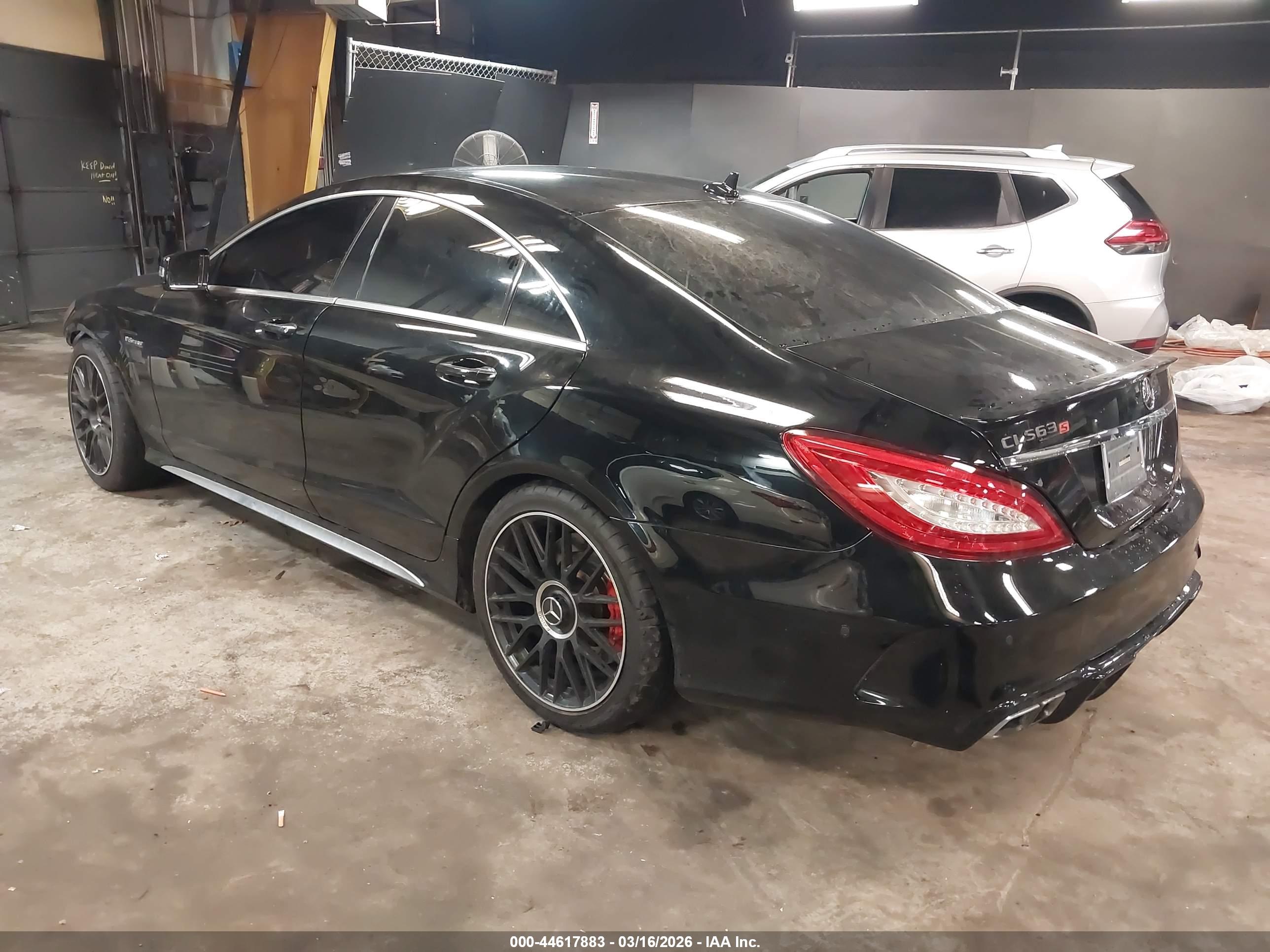 MERCEDES-BENZ CLS image 3