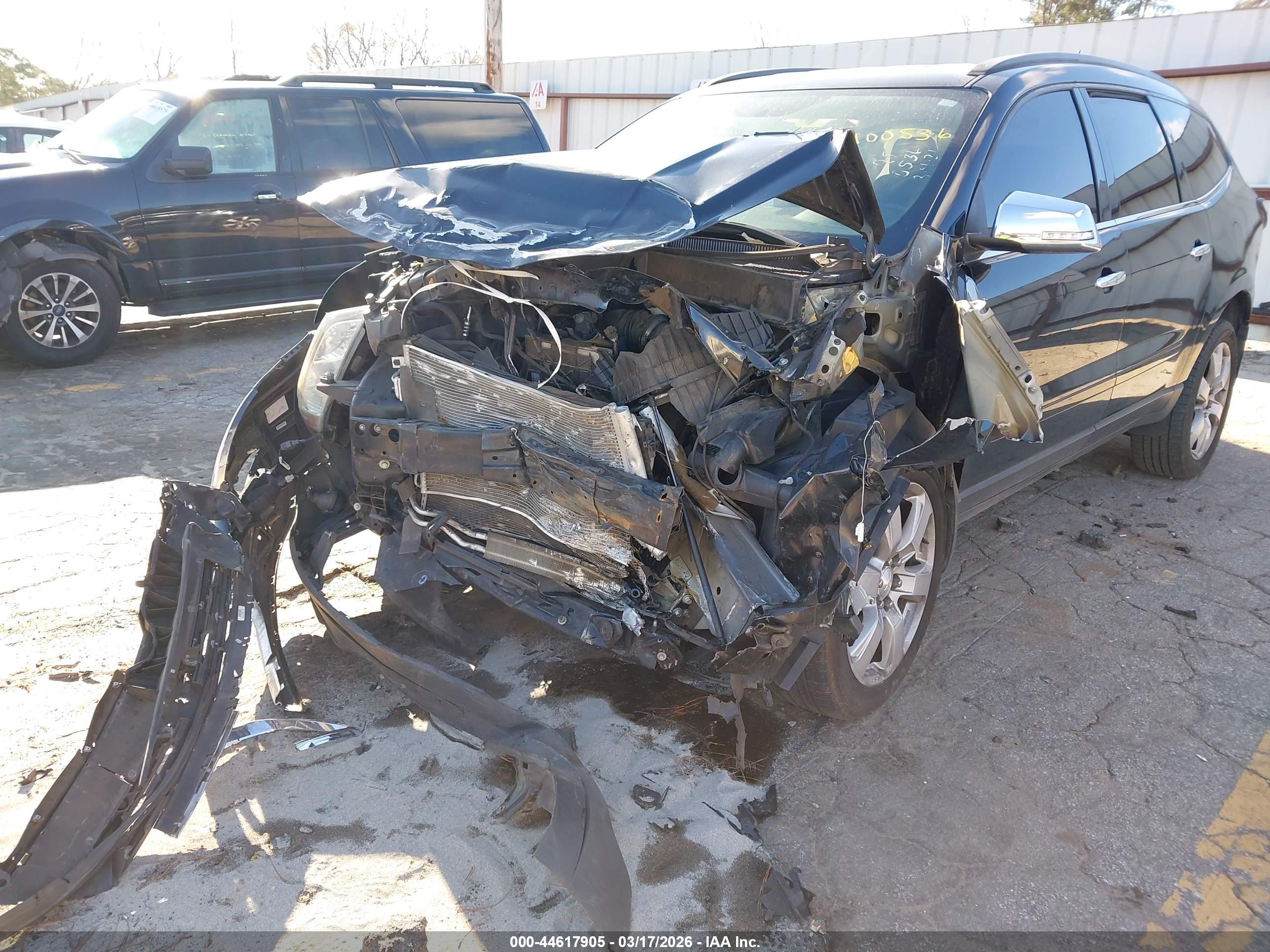 CHEVROLET TRAVERSE image 6