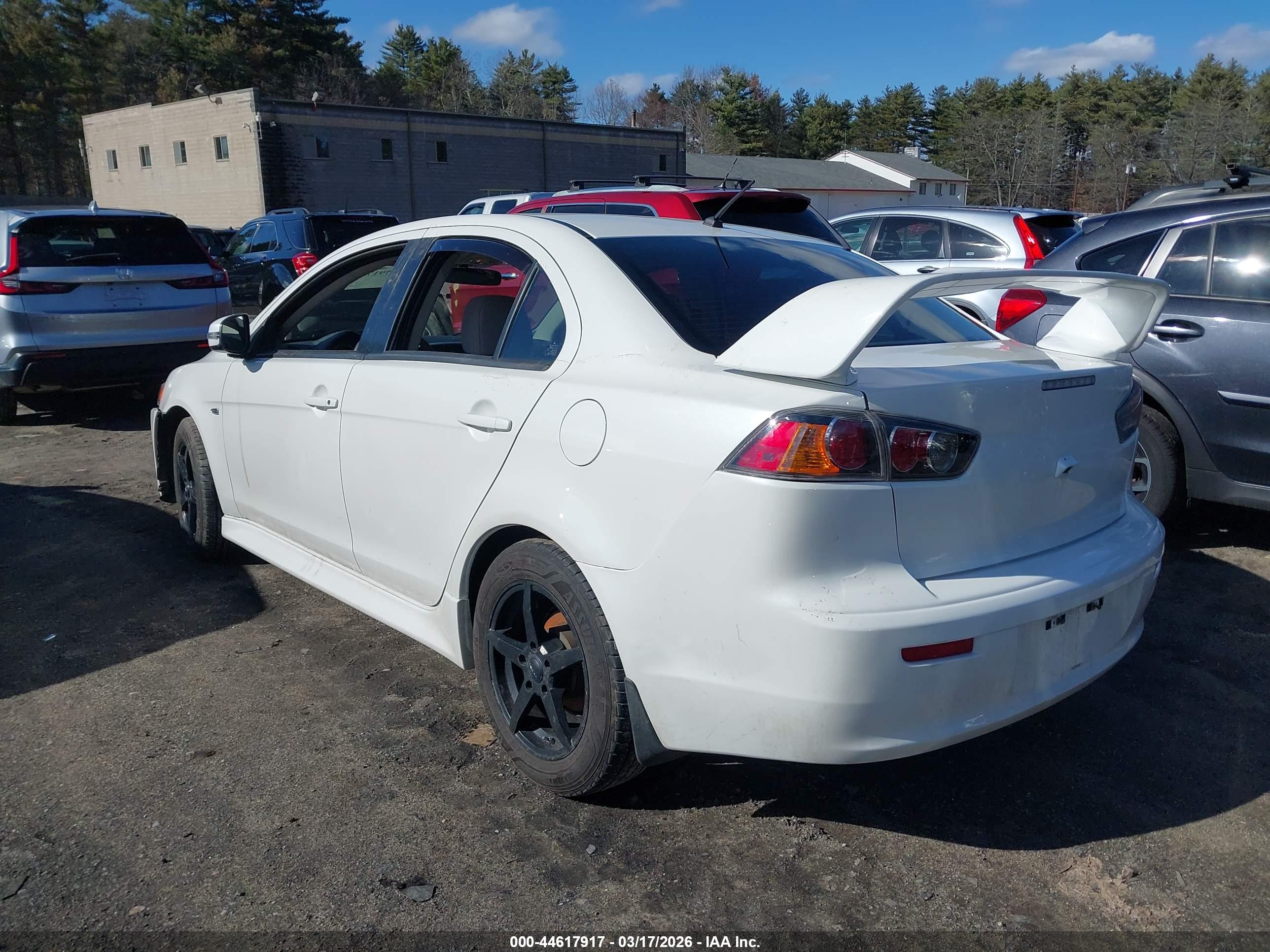 MITSUBISHI LANCER image 3