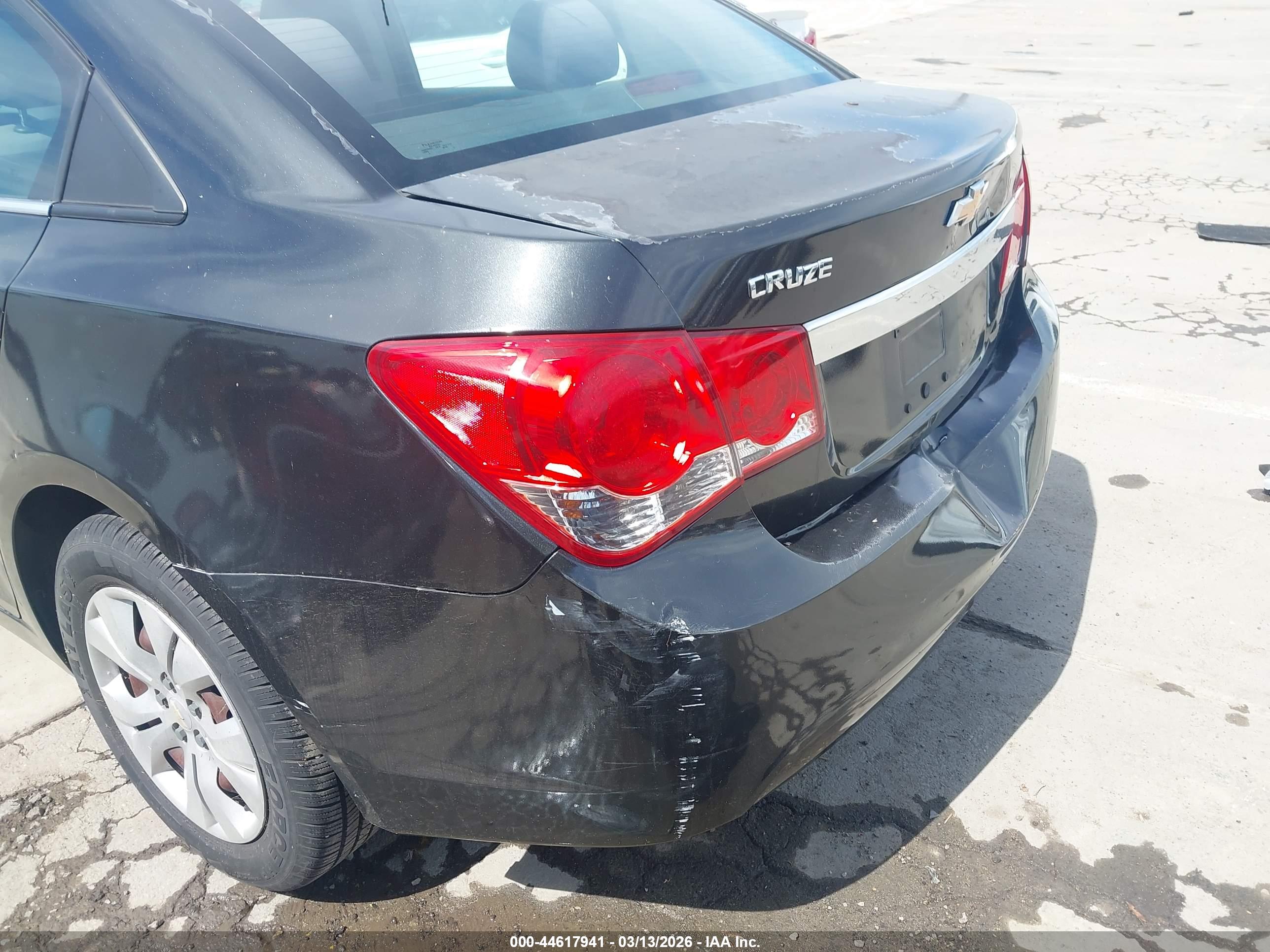 CHEVROLET CRUZE image 6