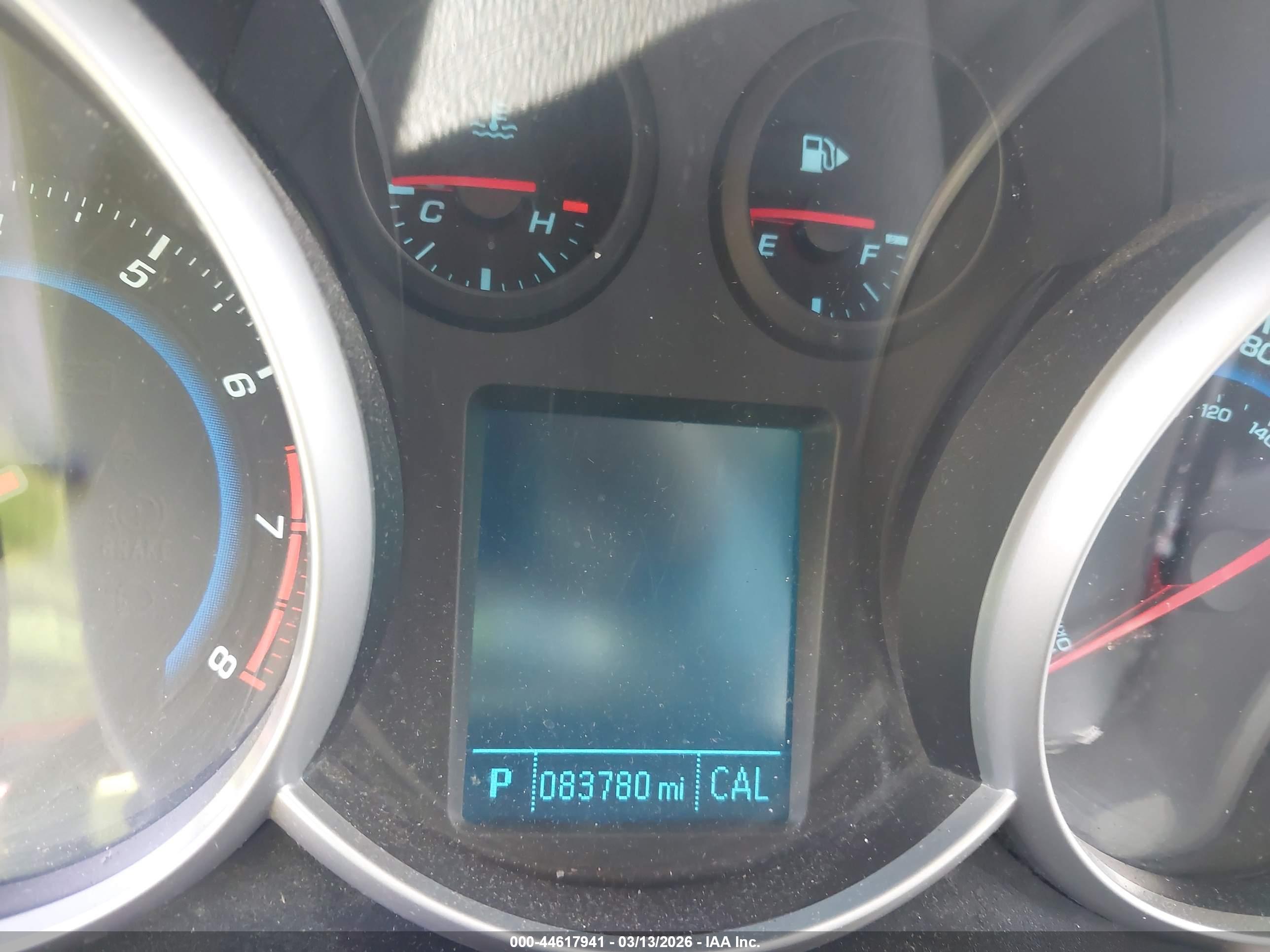 CHEVROLET CRUZE image 7