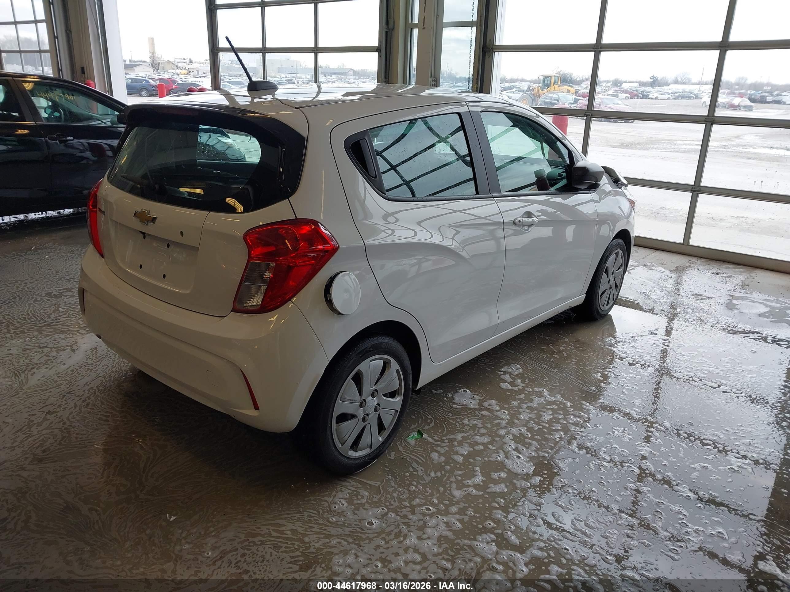 CHEVROLET SPARK image 4