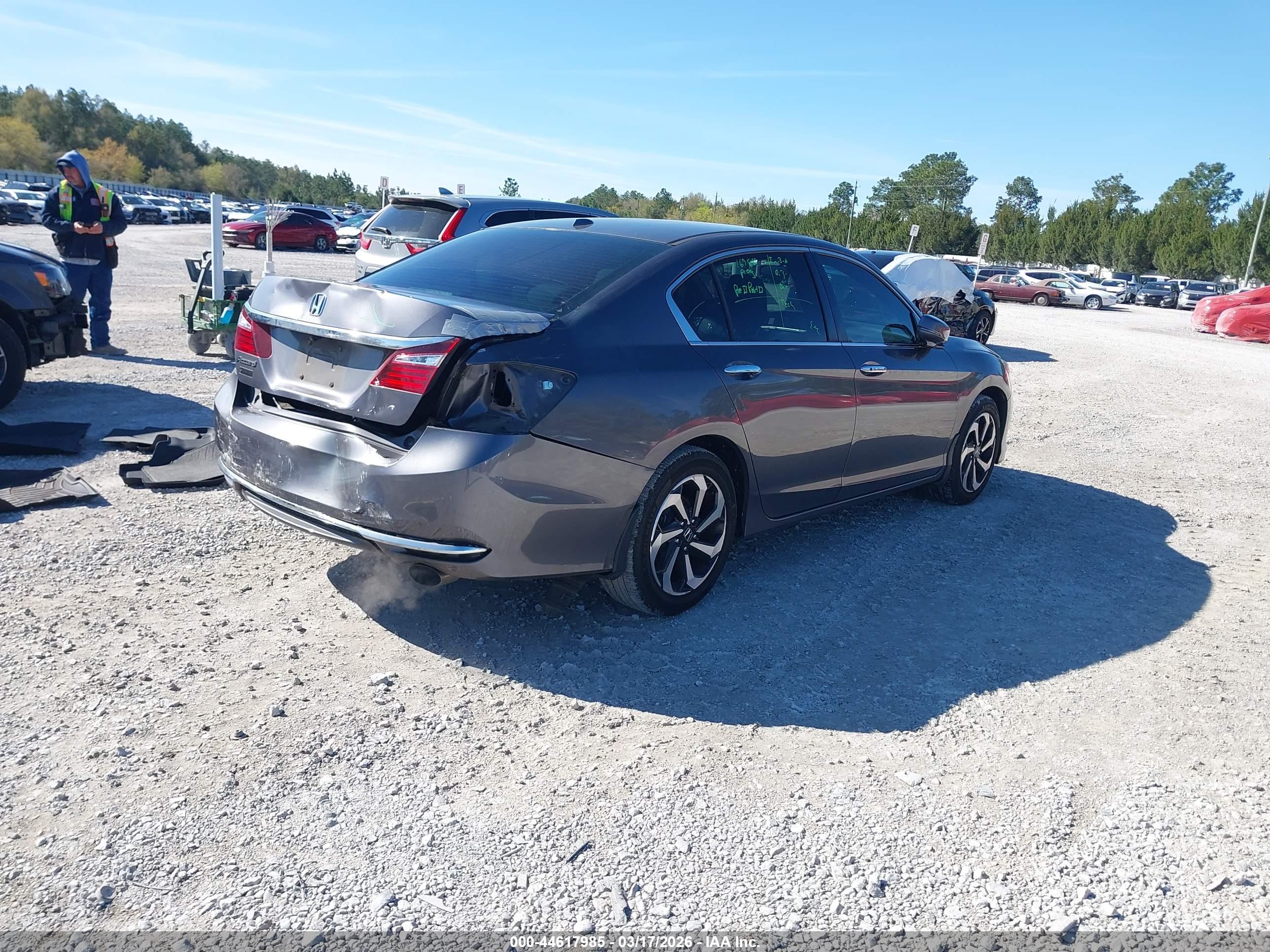 HONDA ACCORD image 4