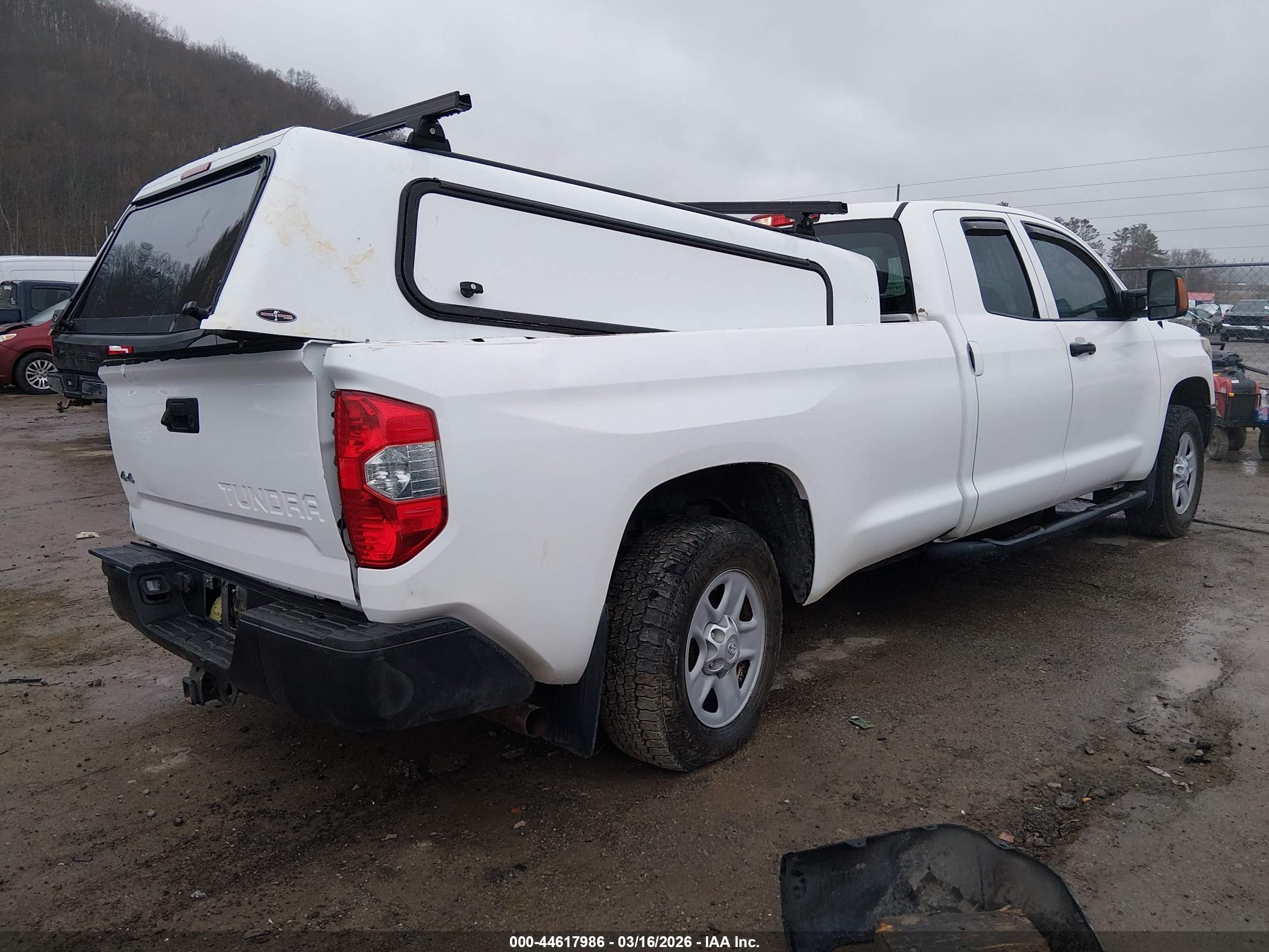 TOYOTA TUNDRA image 4