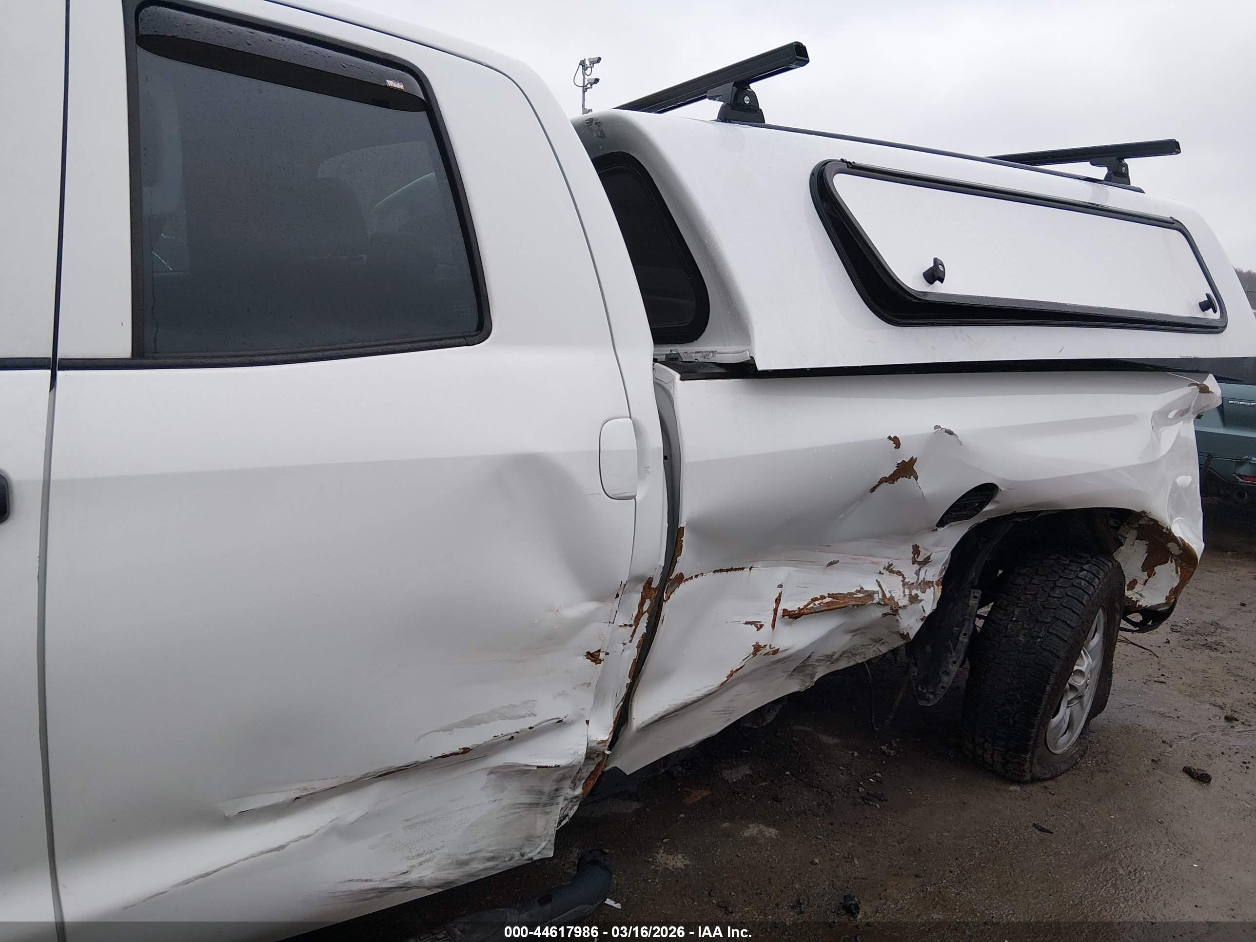 TOYOTA TUNDRA image 6