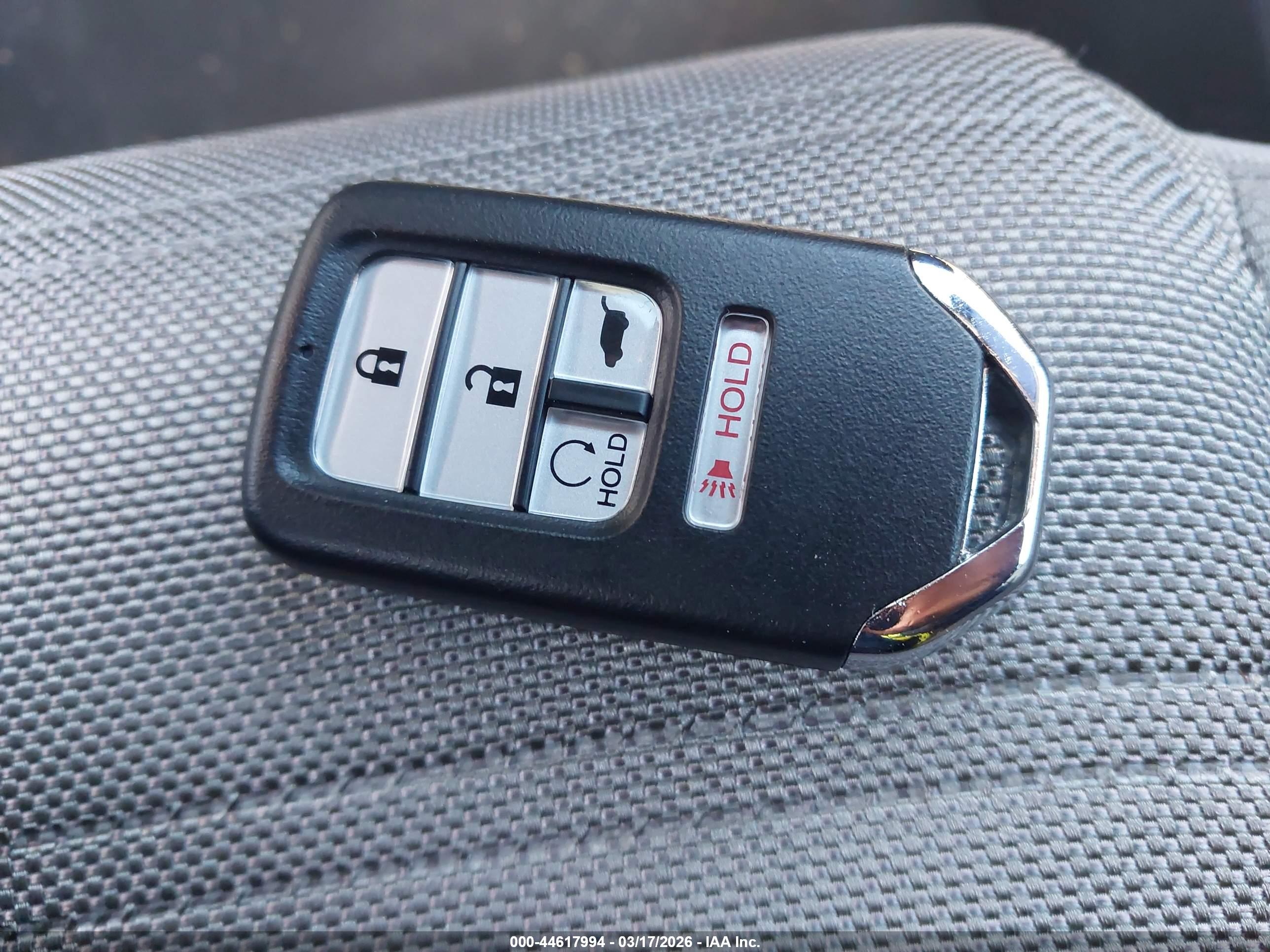 HONDA CR-V image 11