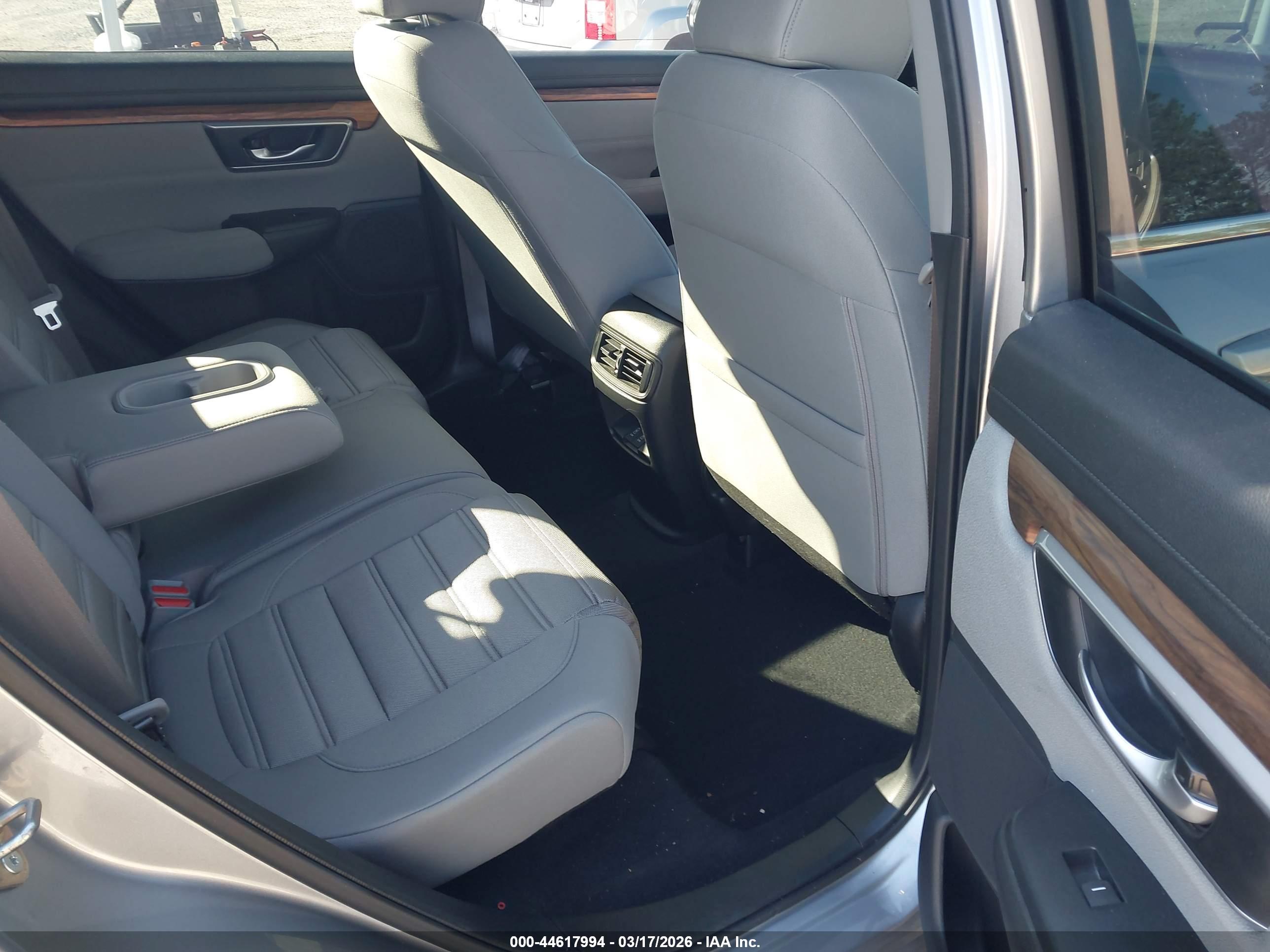 HONDA CR-V image 8
