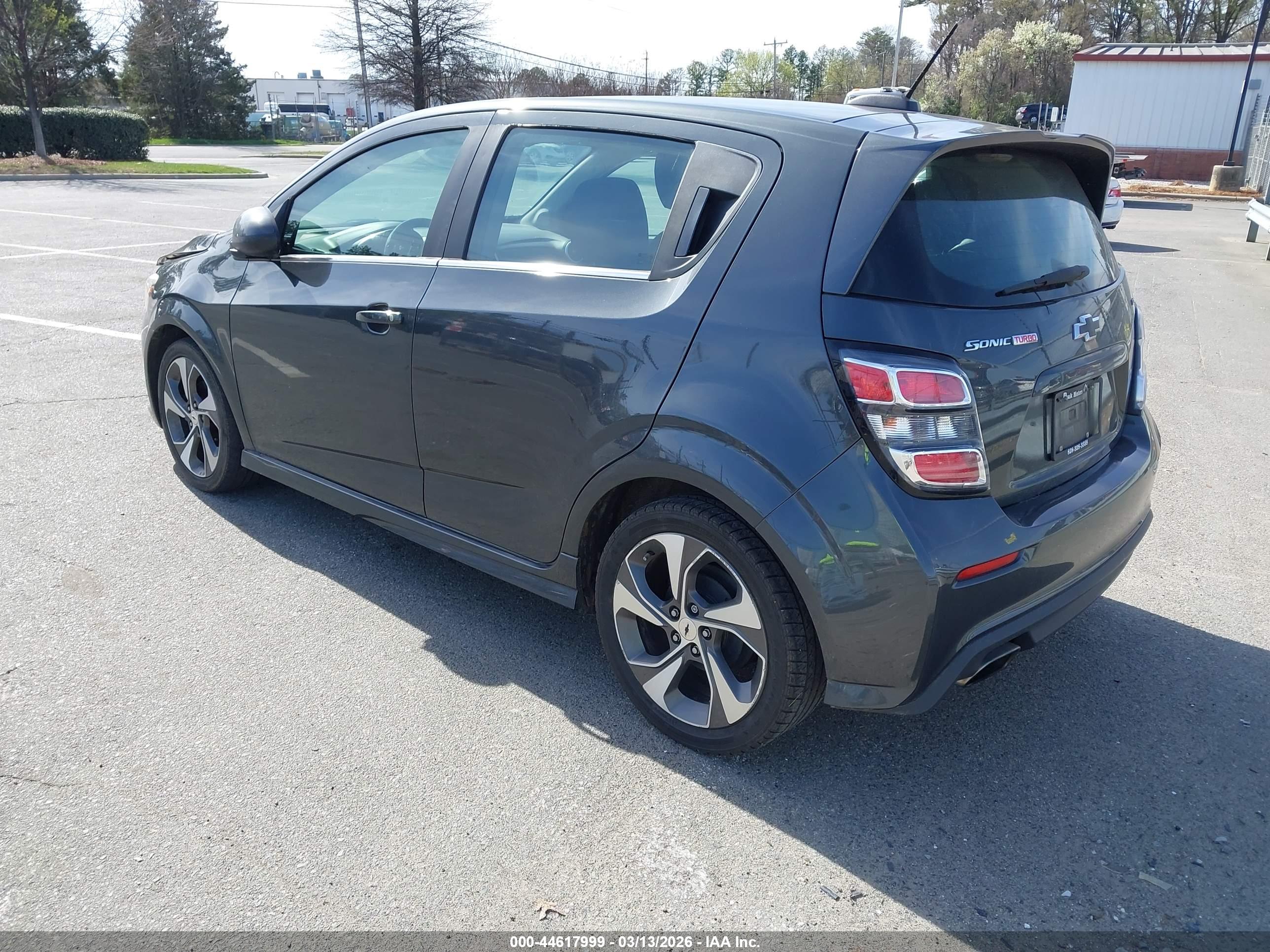 CHEVROLET SONIC image 3