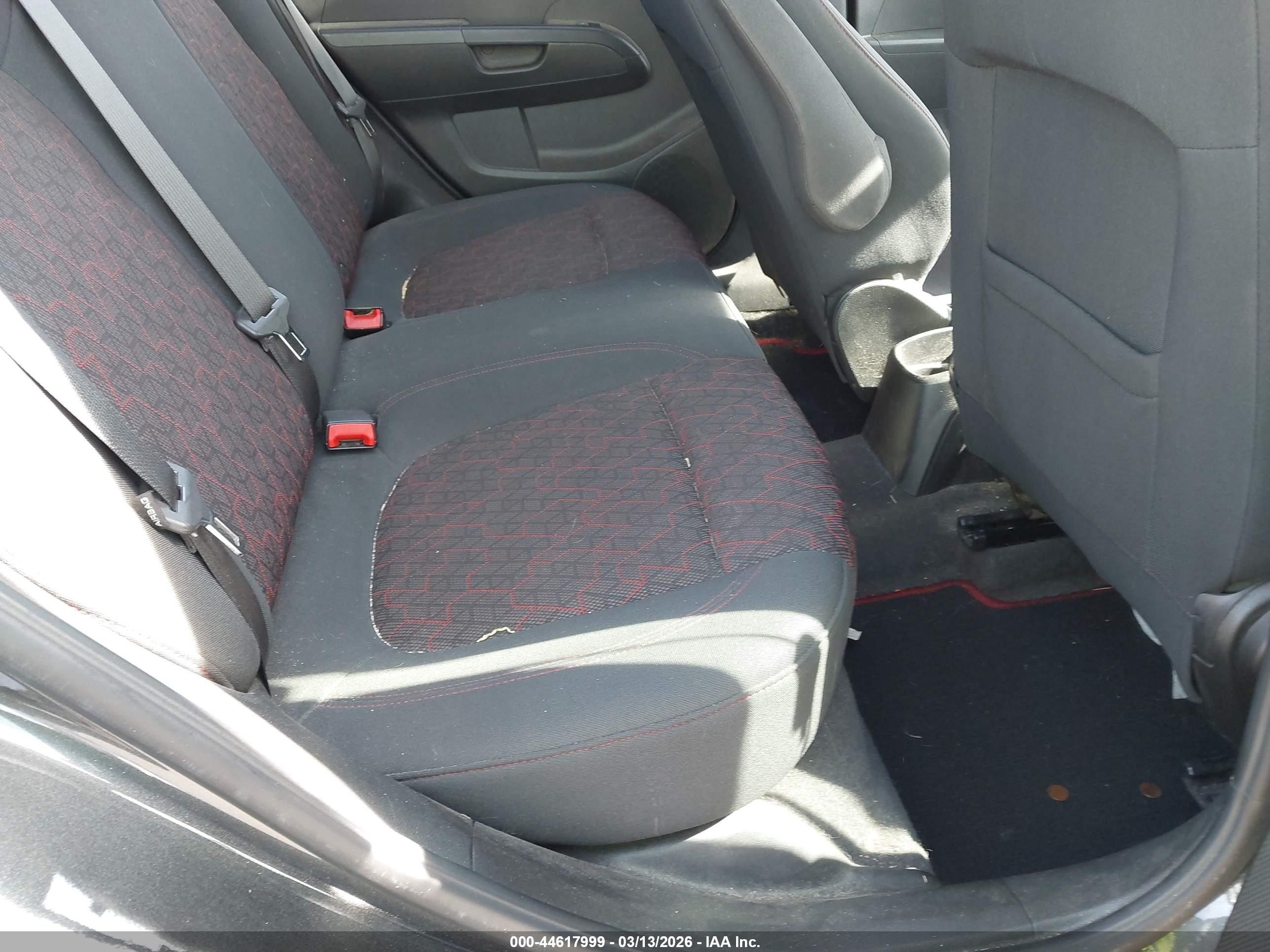 CHEVROLET SONIC image 8