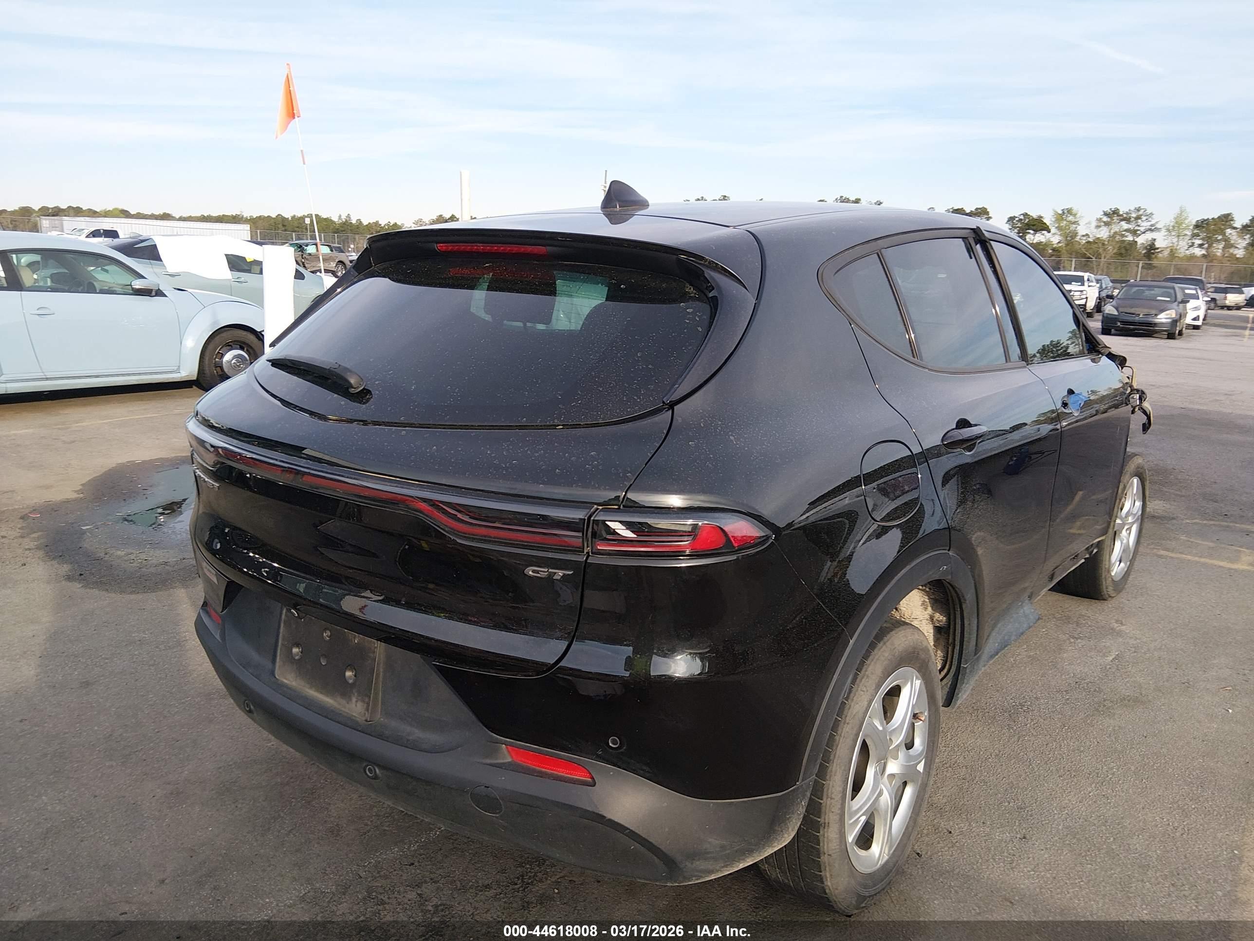 DODGE HORNET image 4