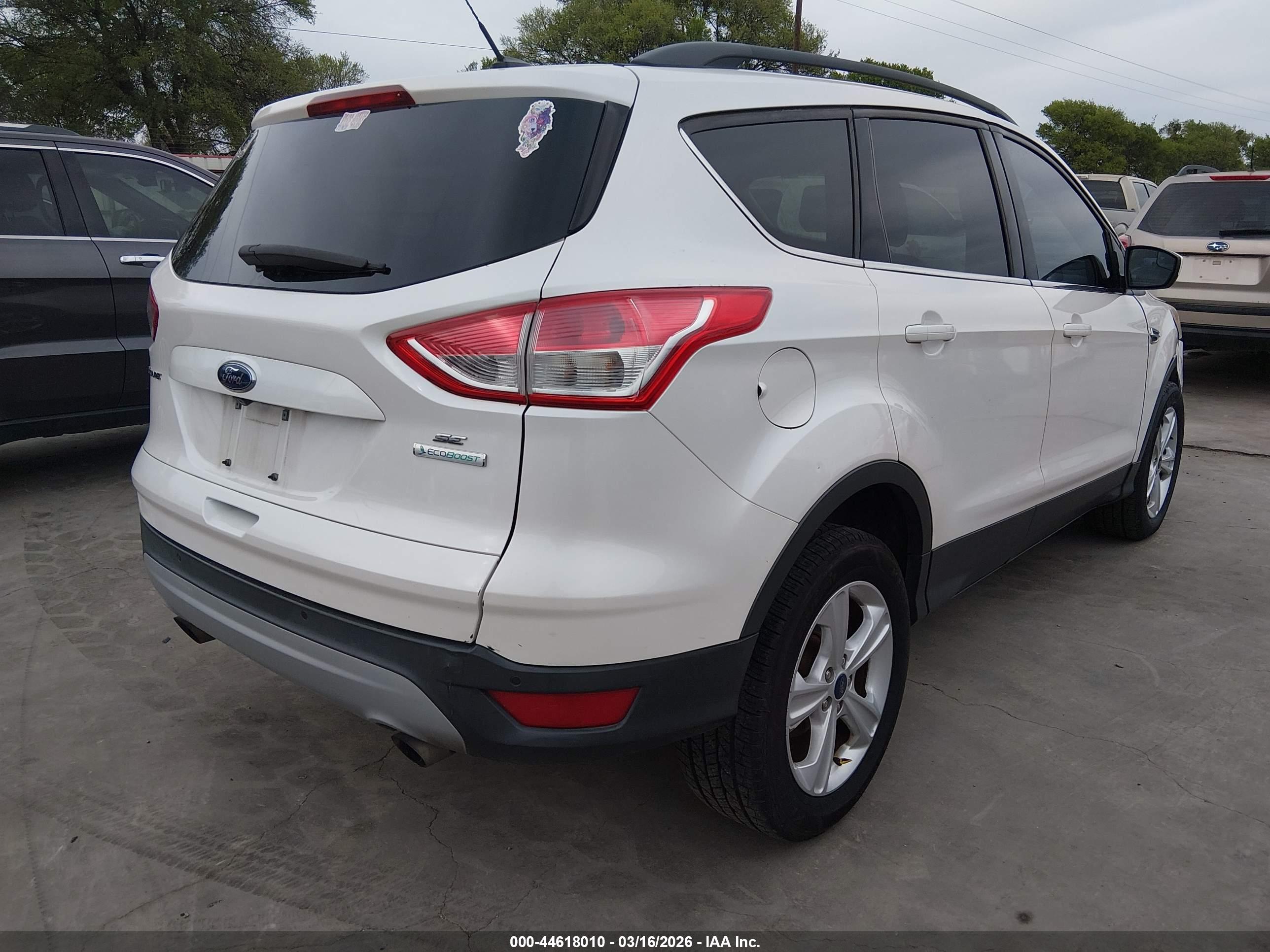 FORD ESCAPE image 4