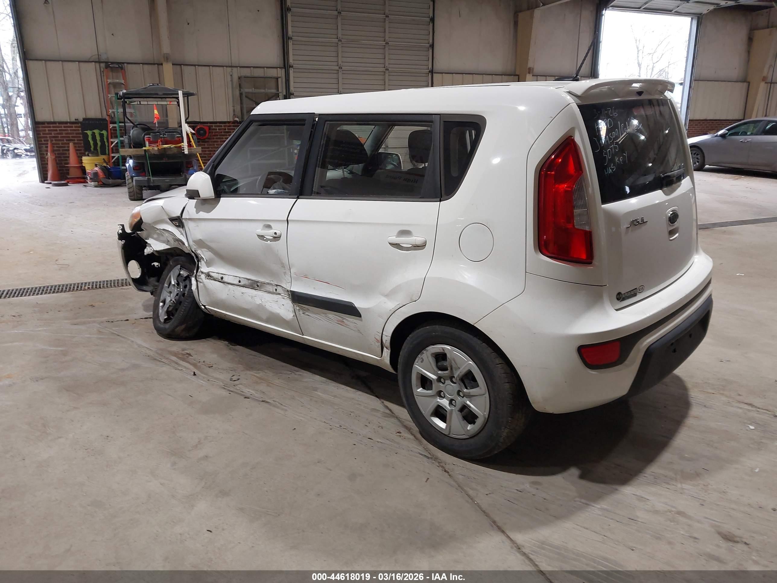 KIA SOUL image 3