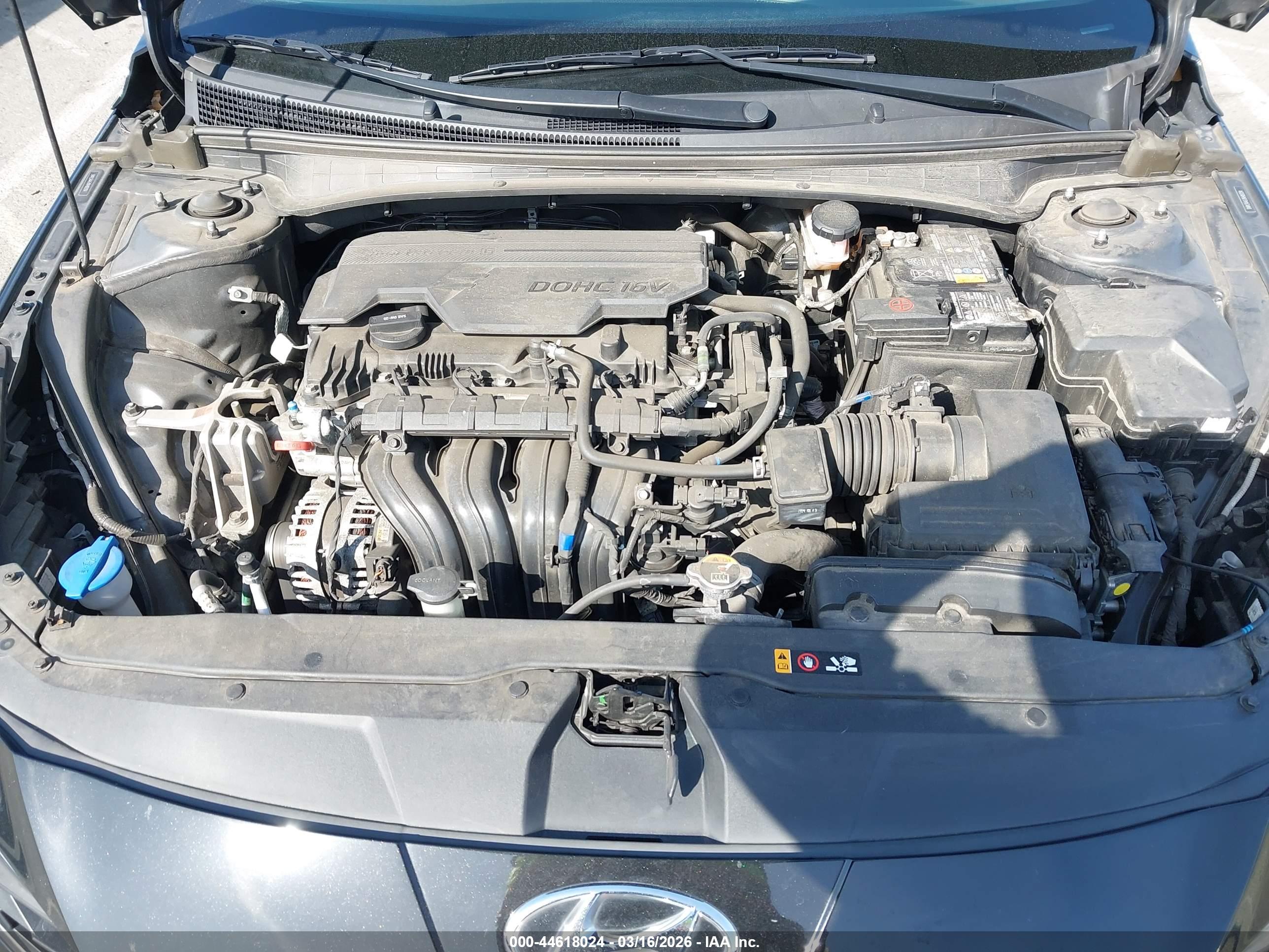 HYUNDAI ELANTRA image 10