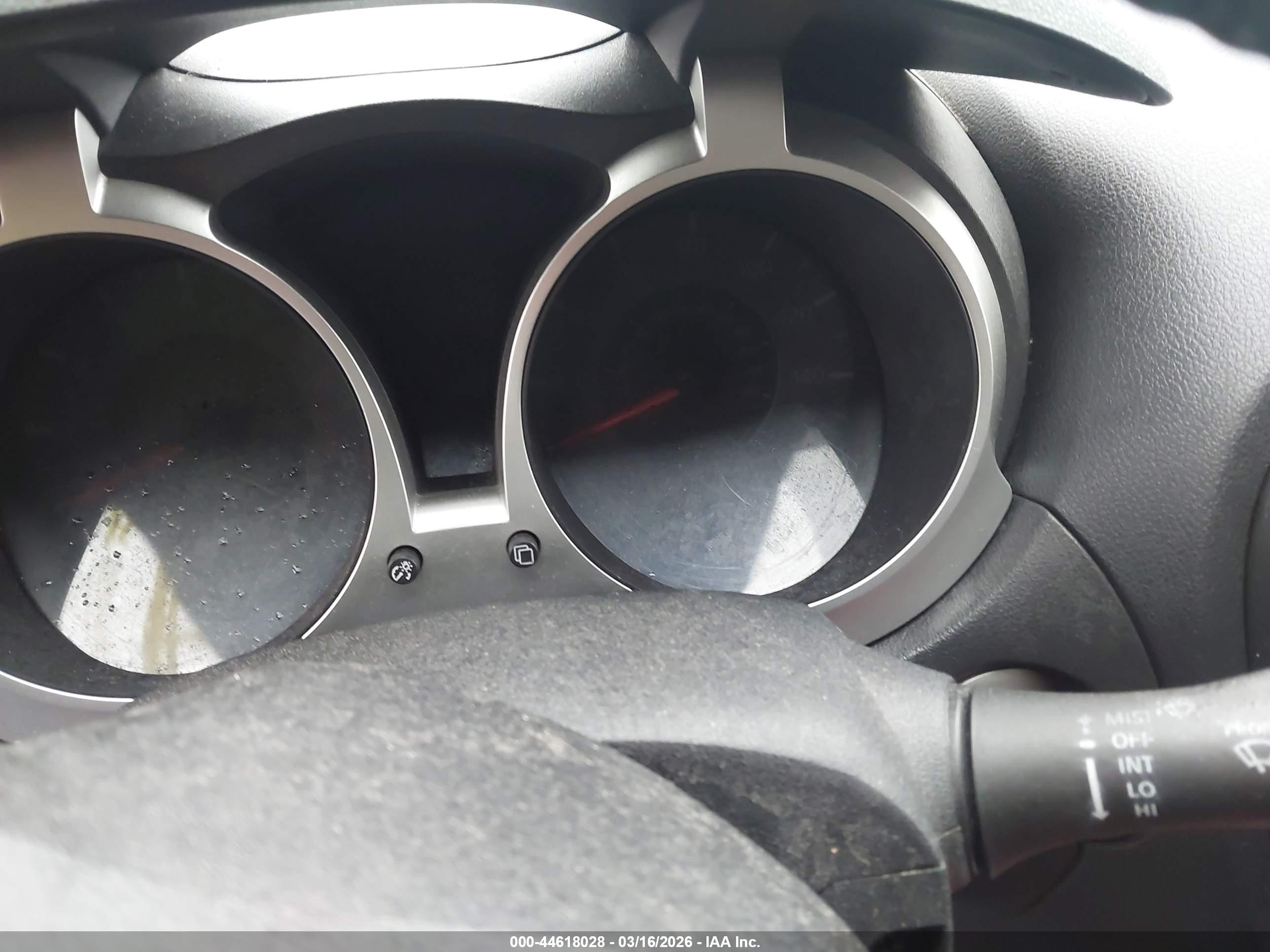 NISSAN JUKE image 7