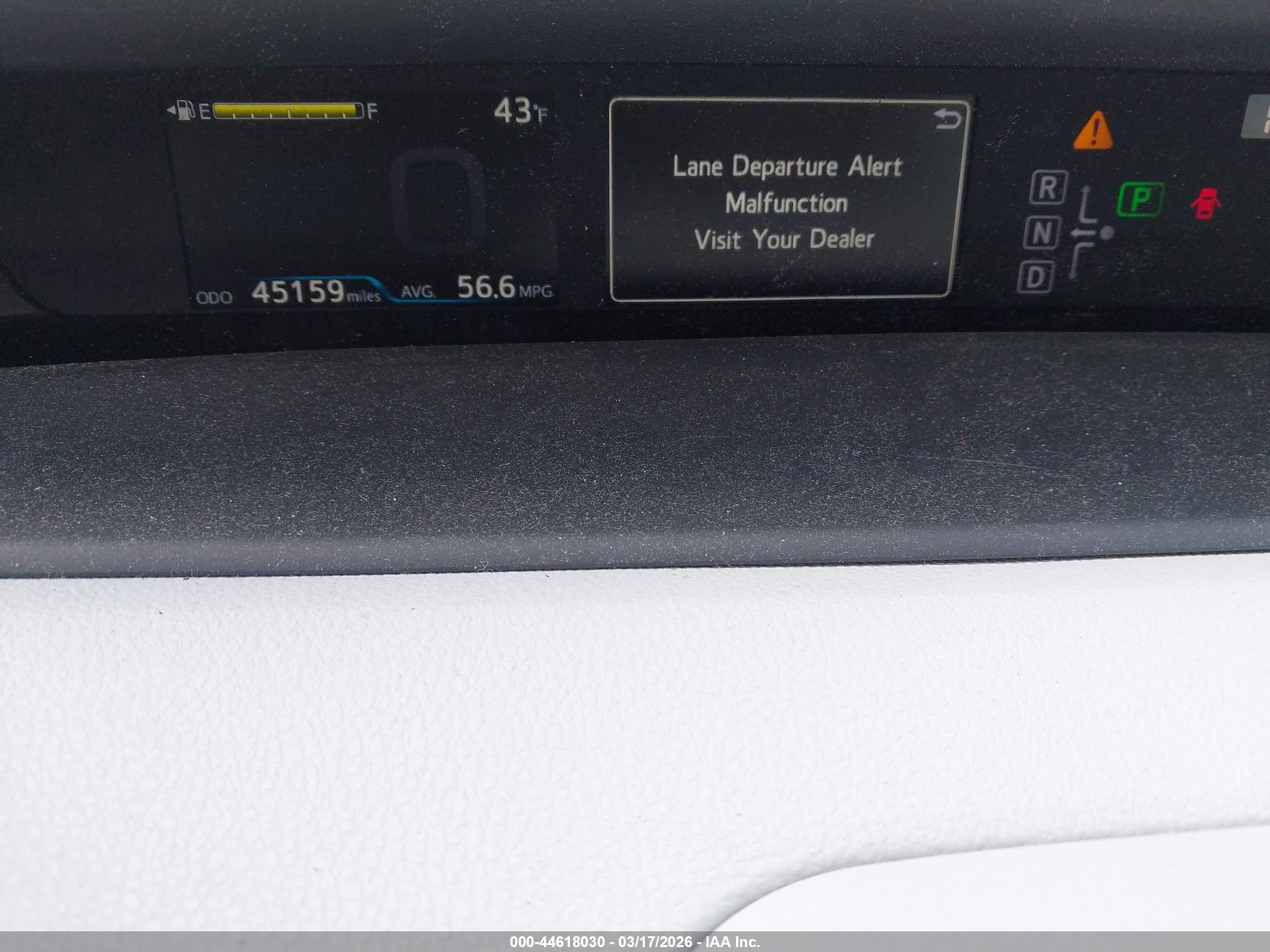 TOYOTA PRIUS image 7