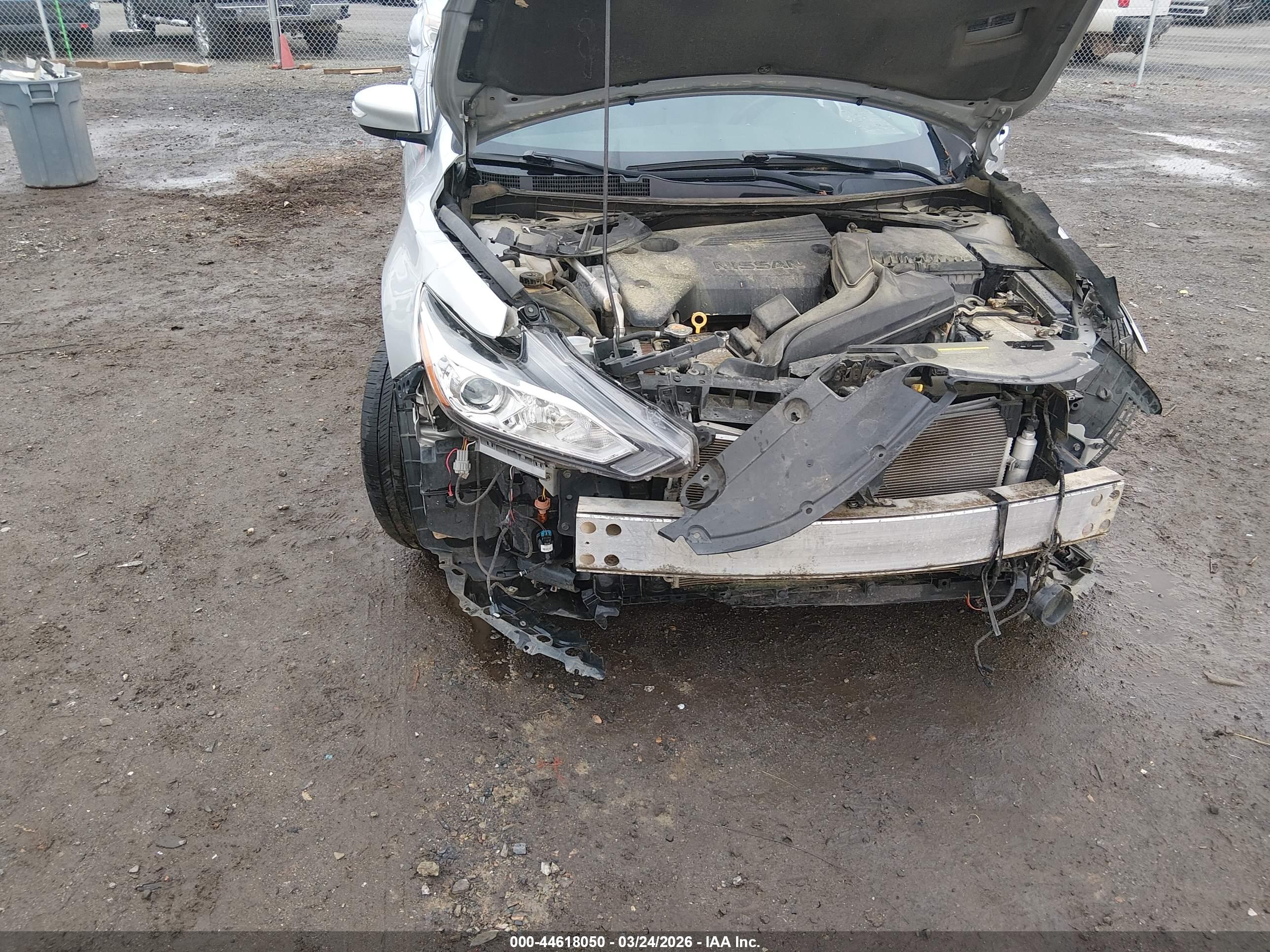 NISSAN ALTIMA image 6