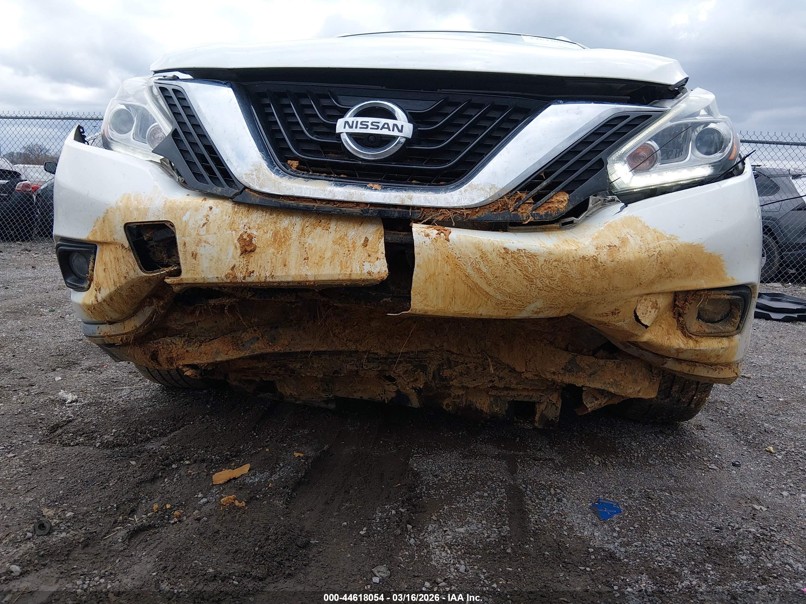 NISSAN MURANO image 6