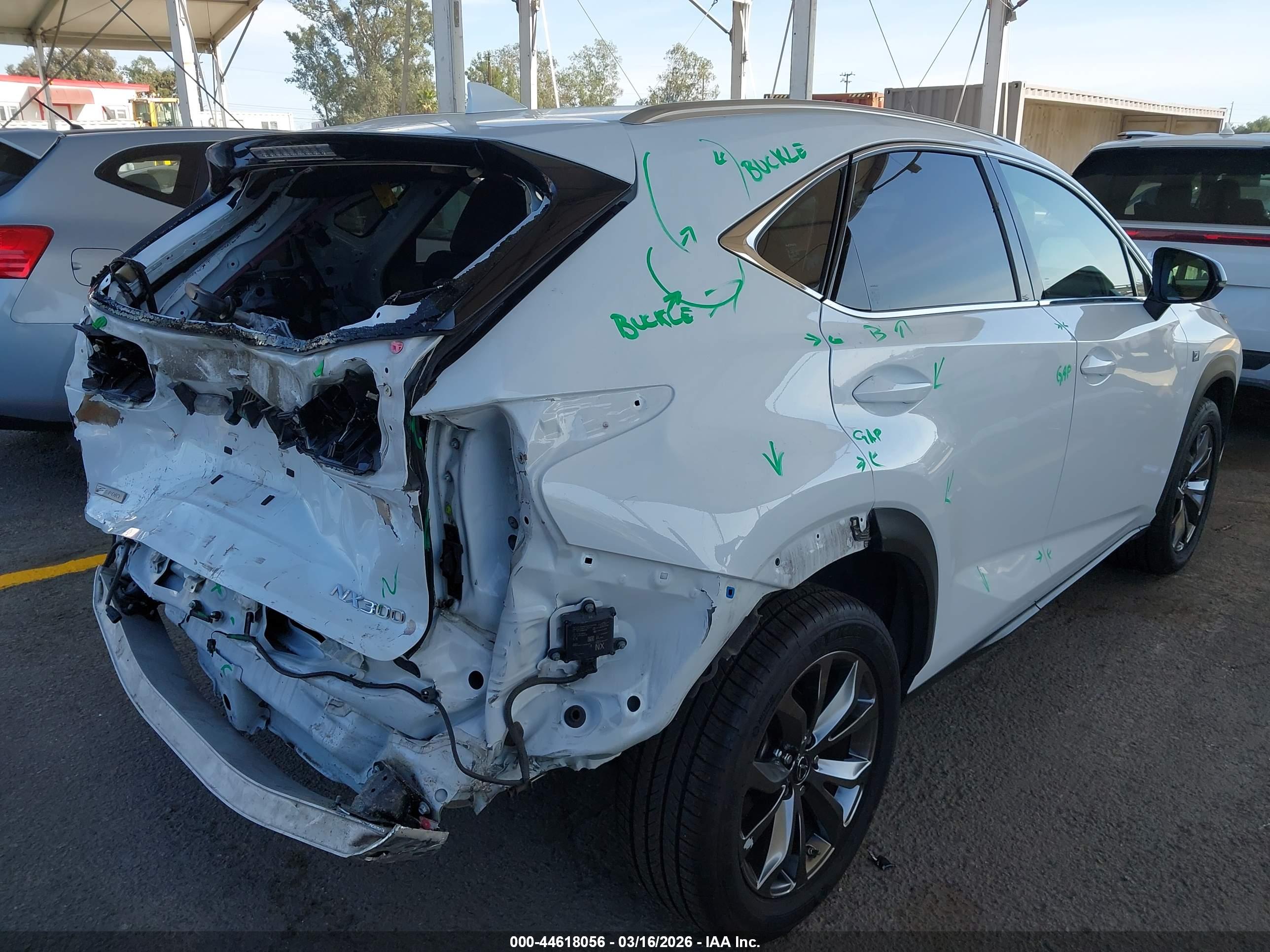 LEXUS NX image 4