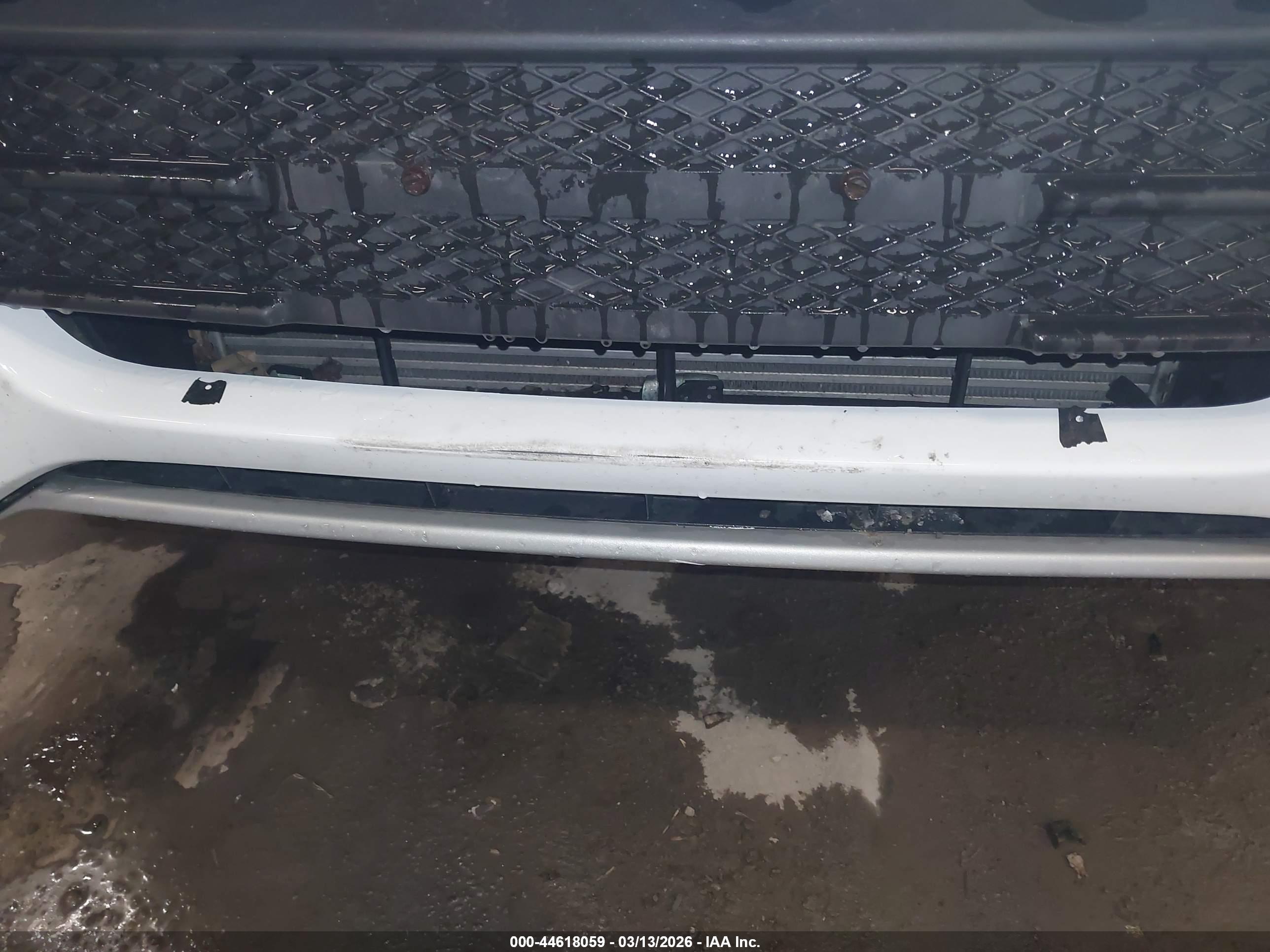 FORD ESCAPE image 6