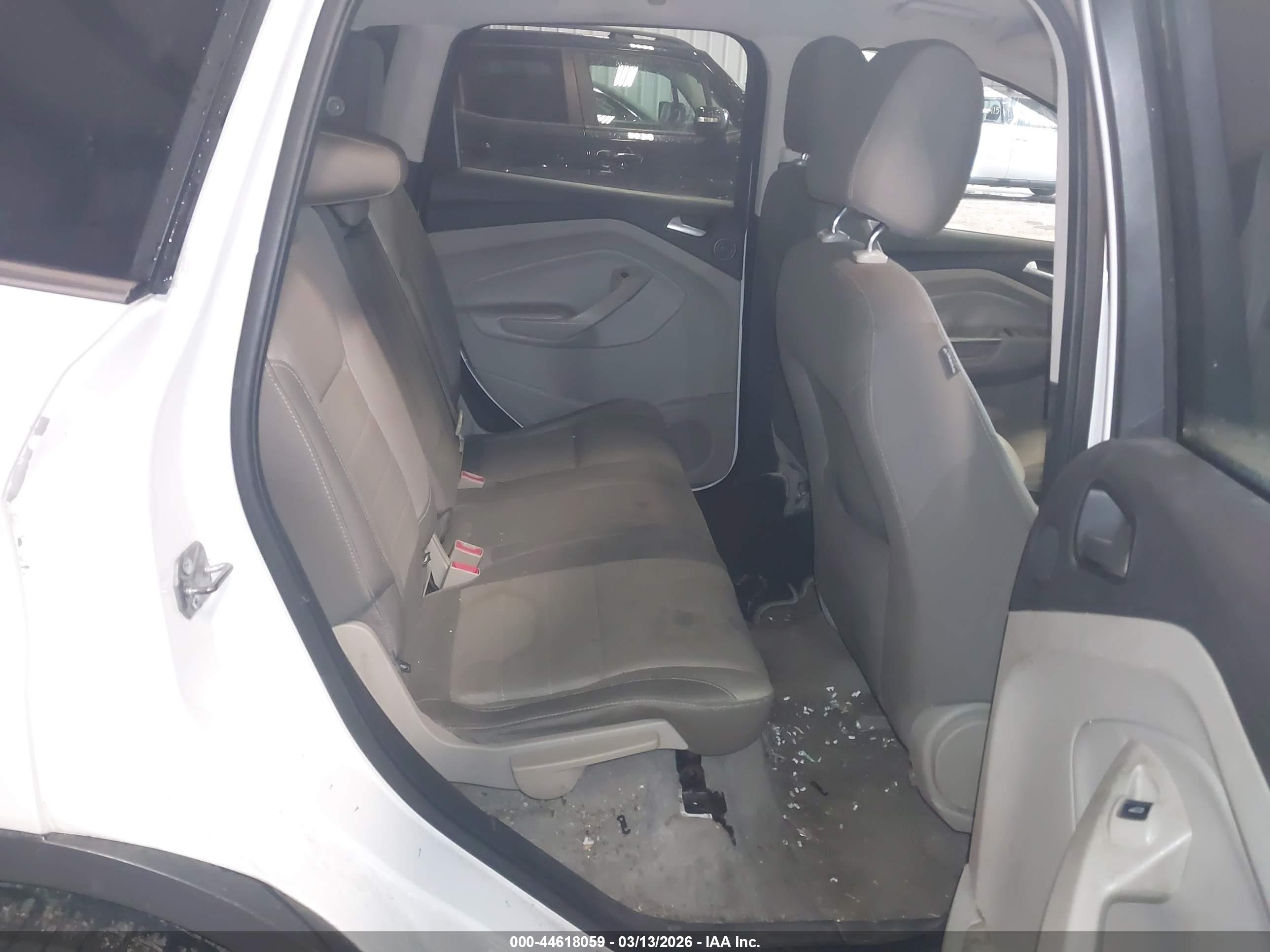 FORD ESCAPE image 8