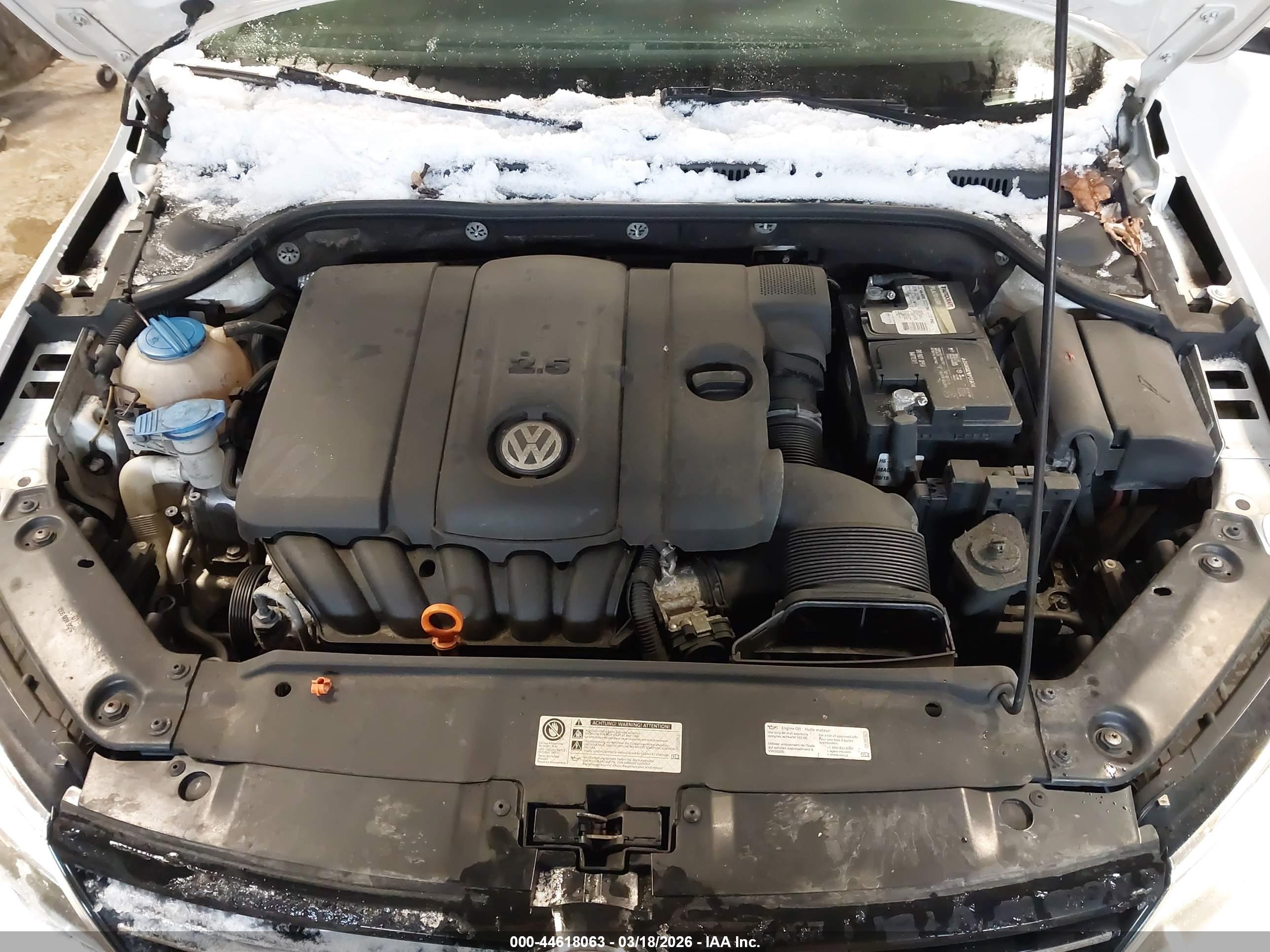 VOLKSWAGEN JETTA image 10