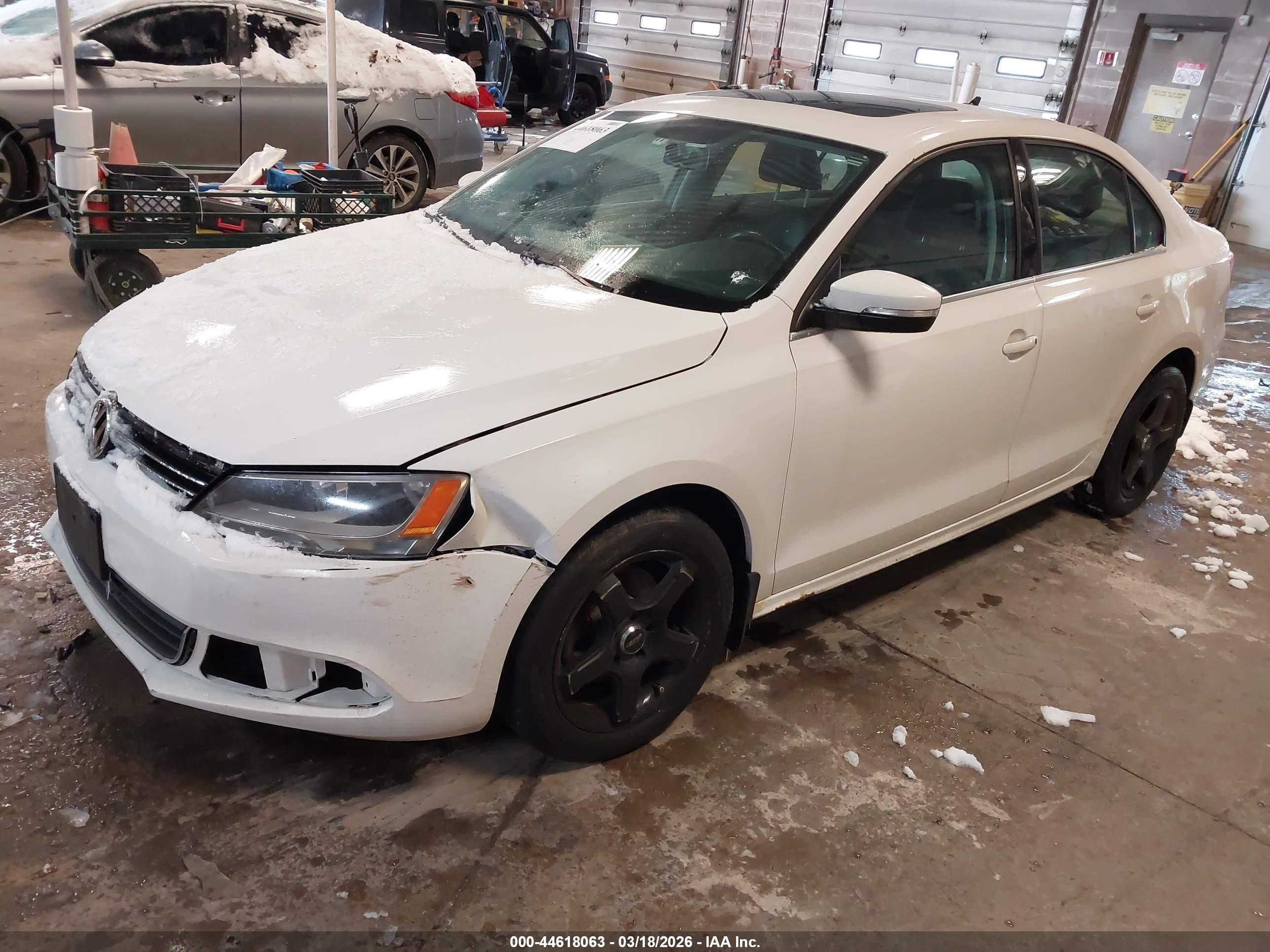 VOLKSWAGEN JETTA image 2