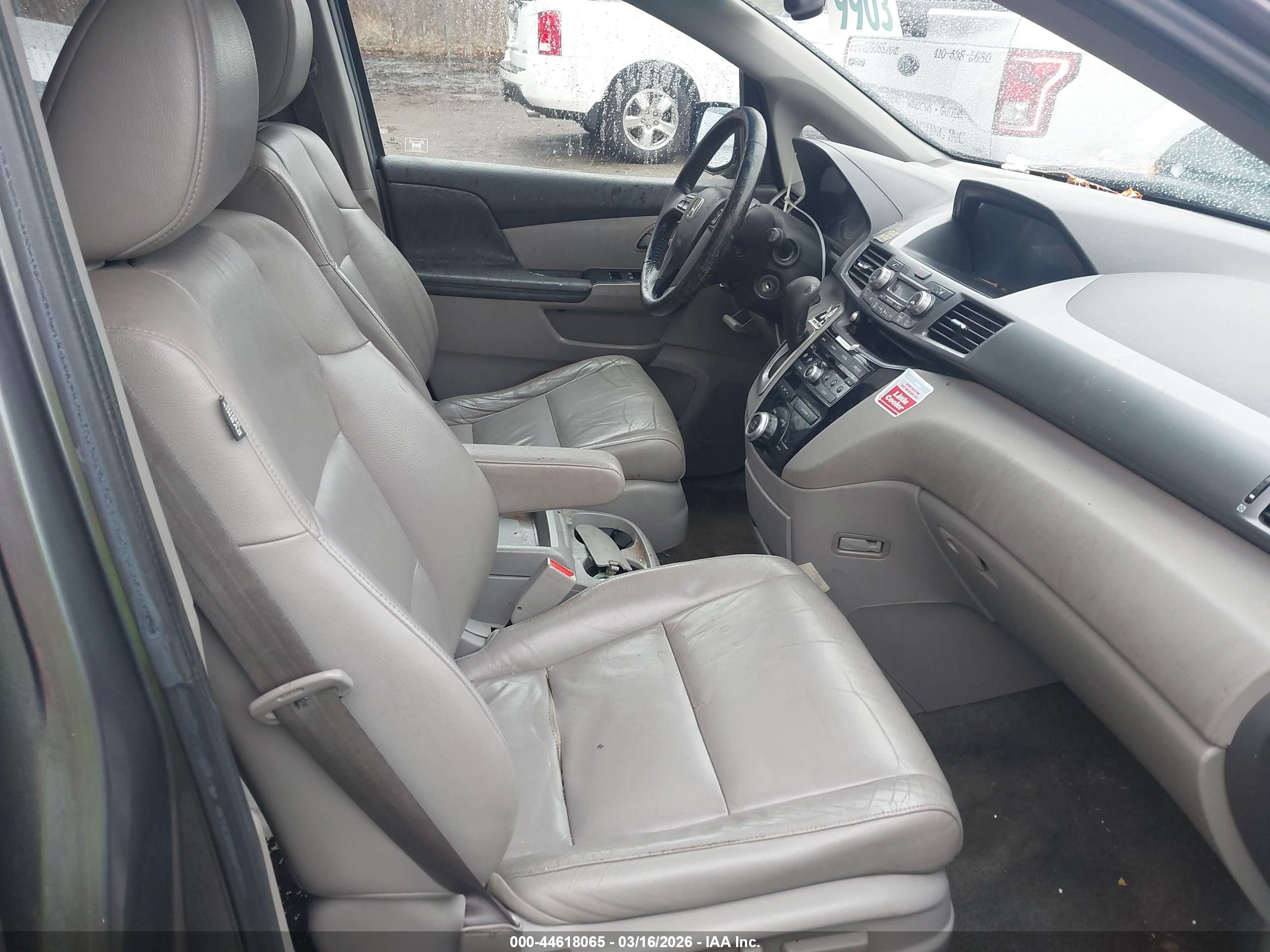 HONDA ODYSSEY image 5