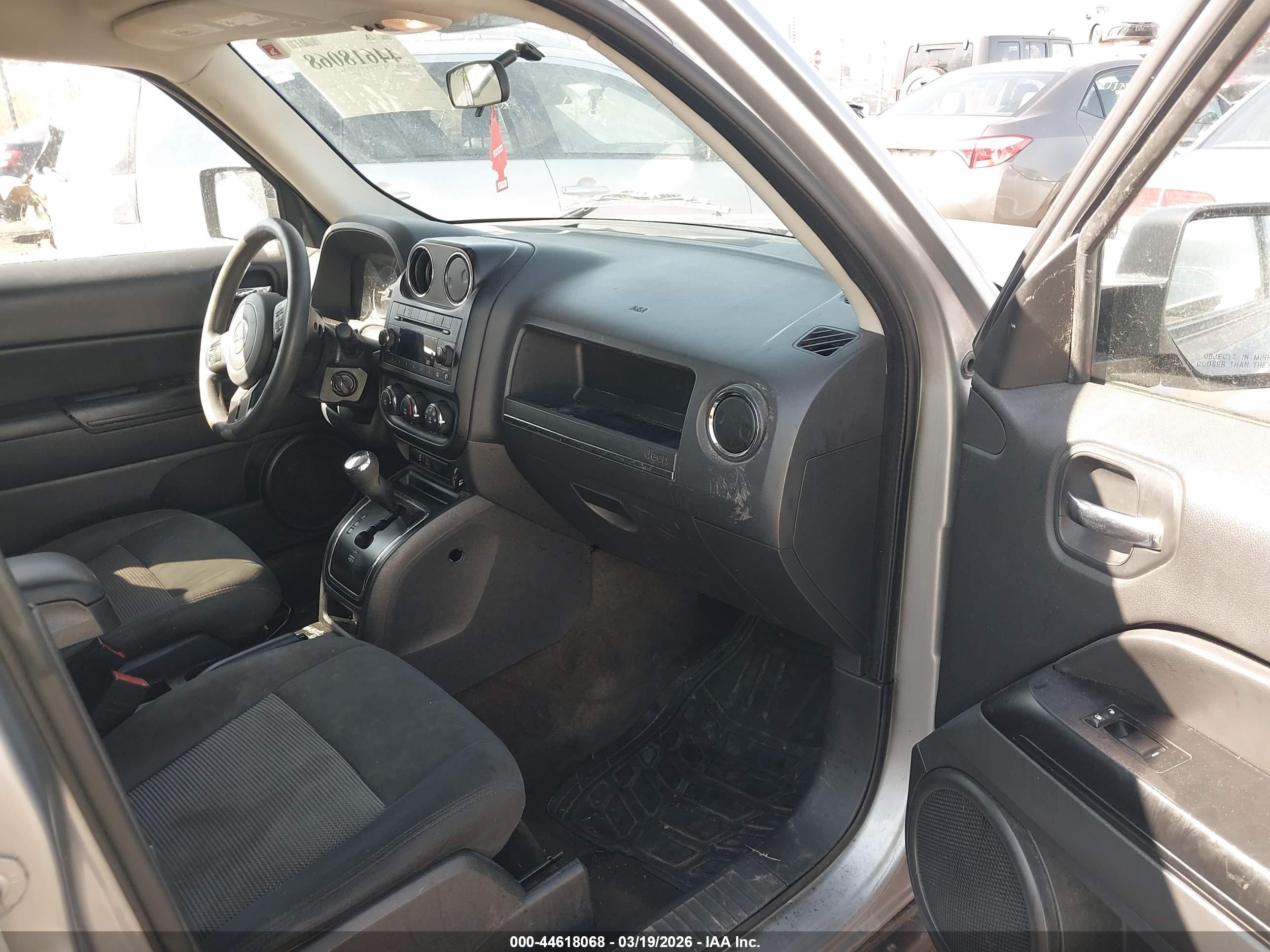 JEEP PATRIOT image 5