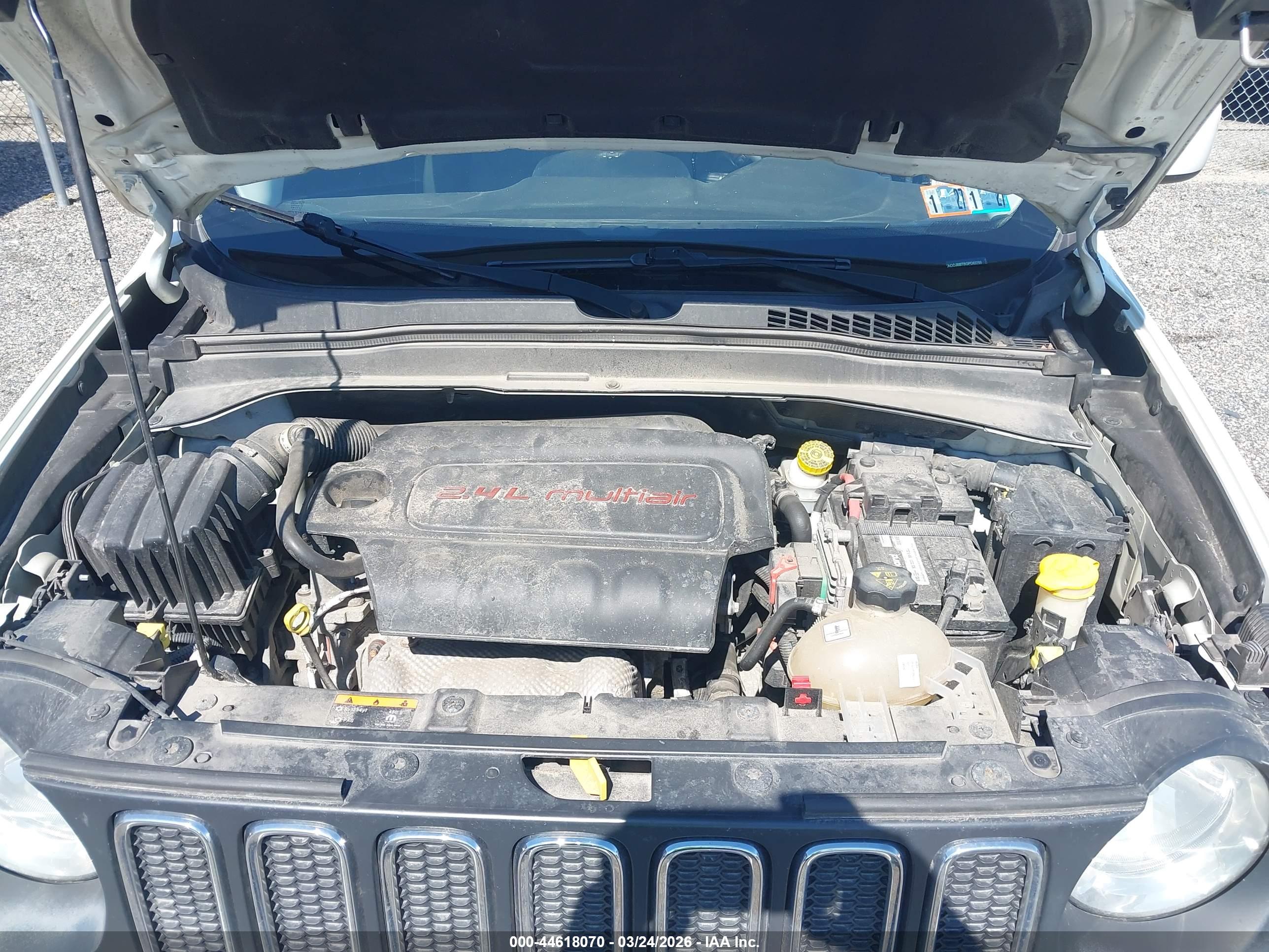 JEEP RENEGADE image 10