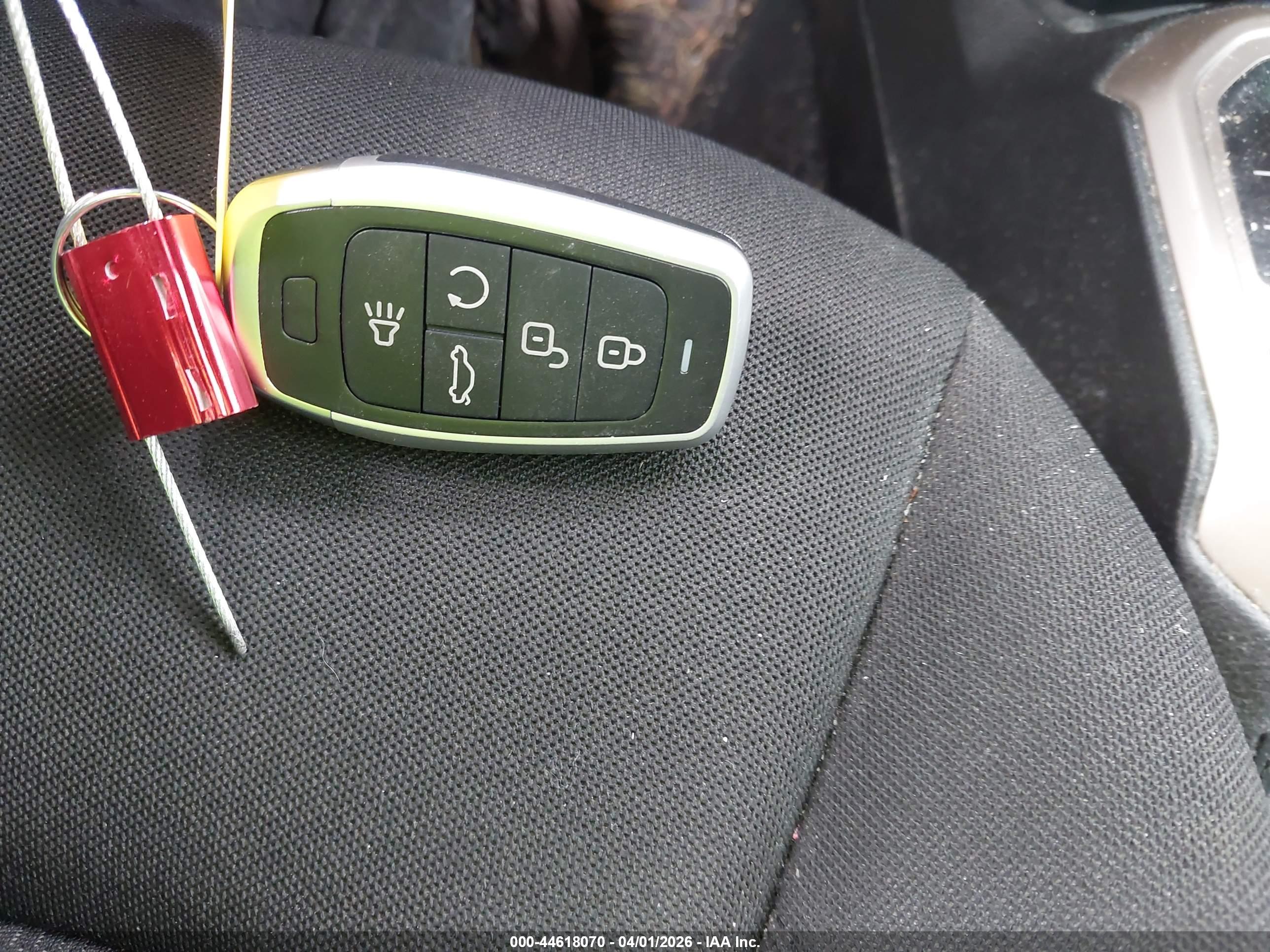 JEEP RENEGADE image 11
