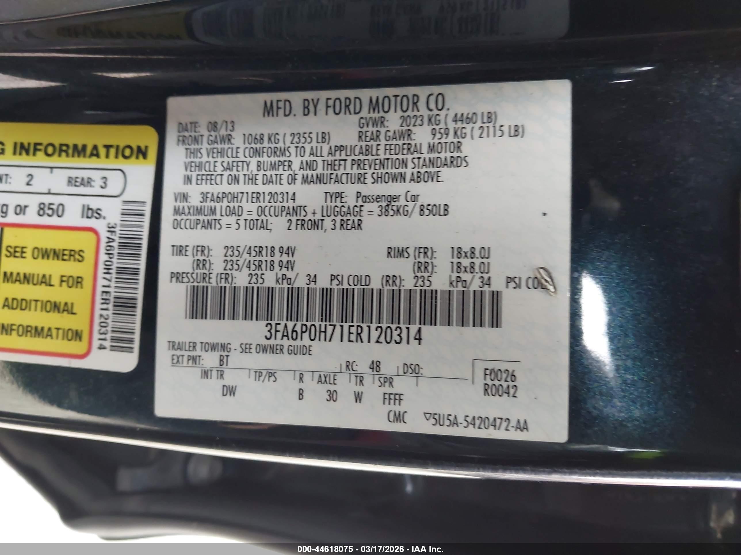 FORD FUSION image 9