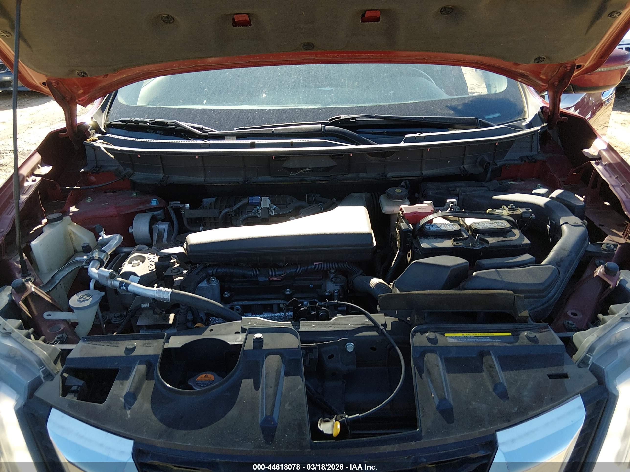 NISSAN ROGUE image 10