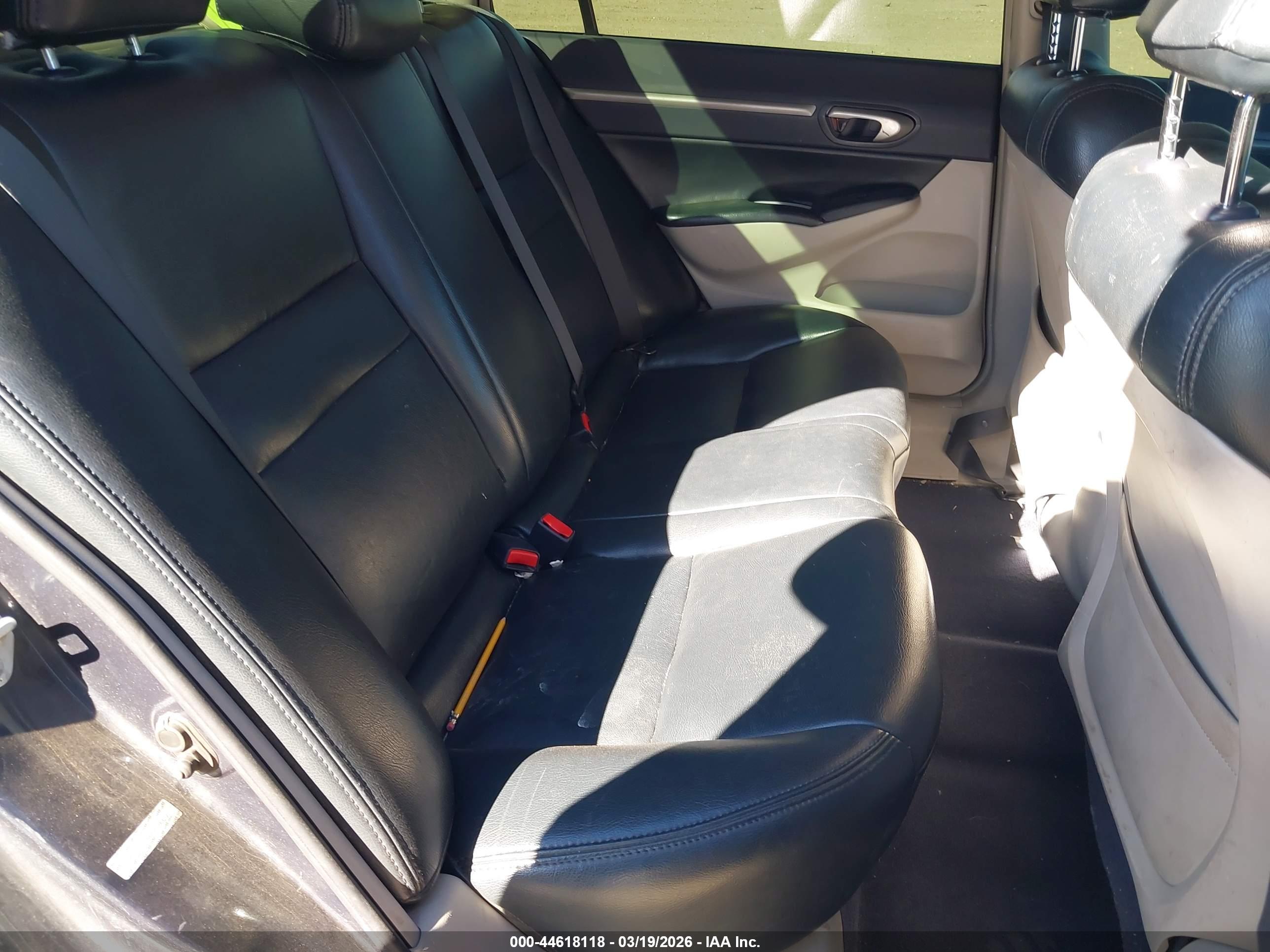 HONDA CIVIC image 8