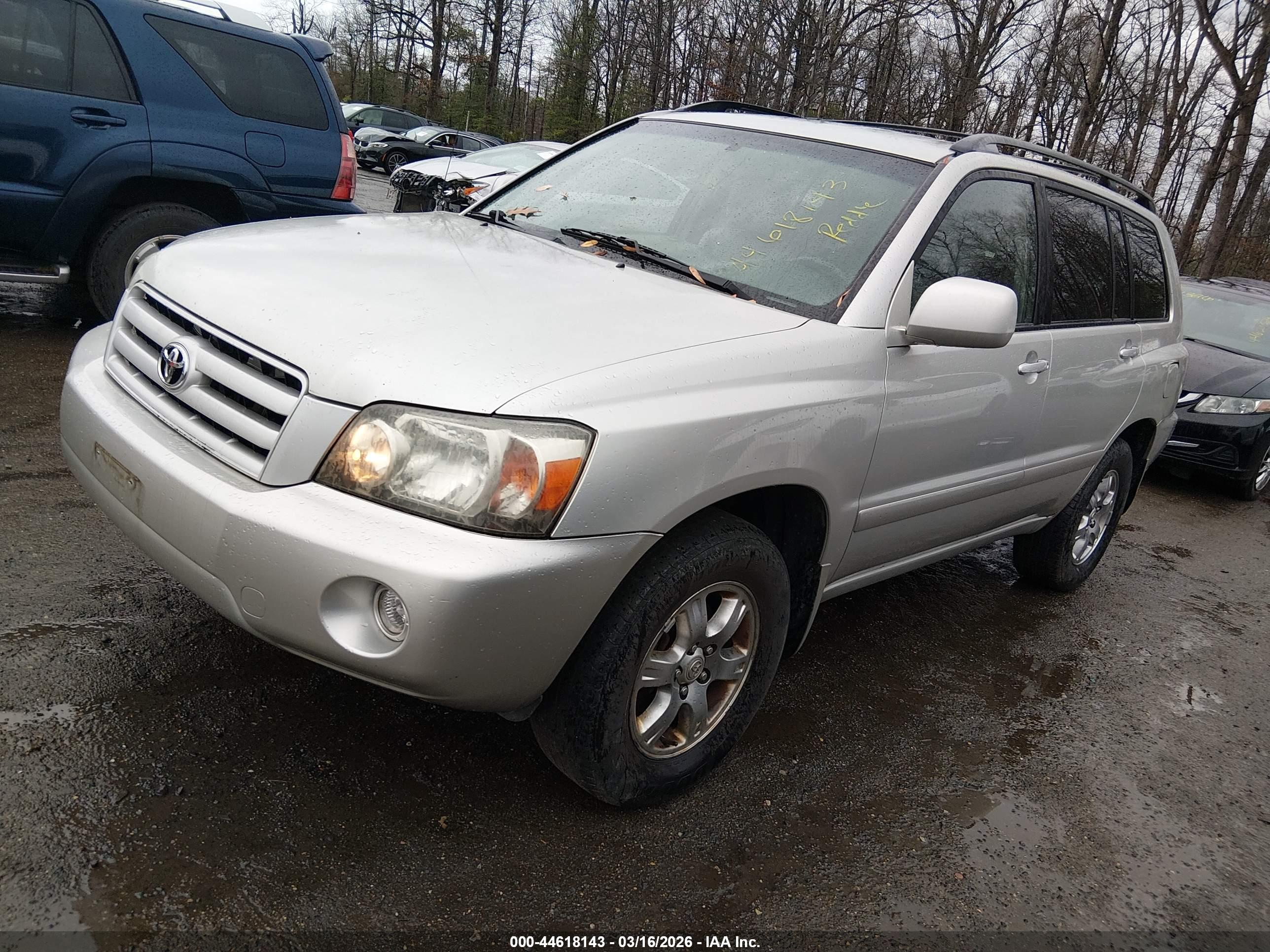 TOYOTA HIGHLANDER image 2