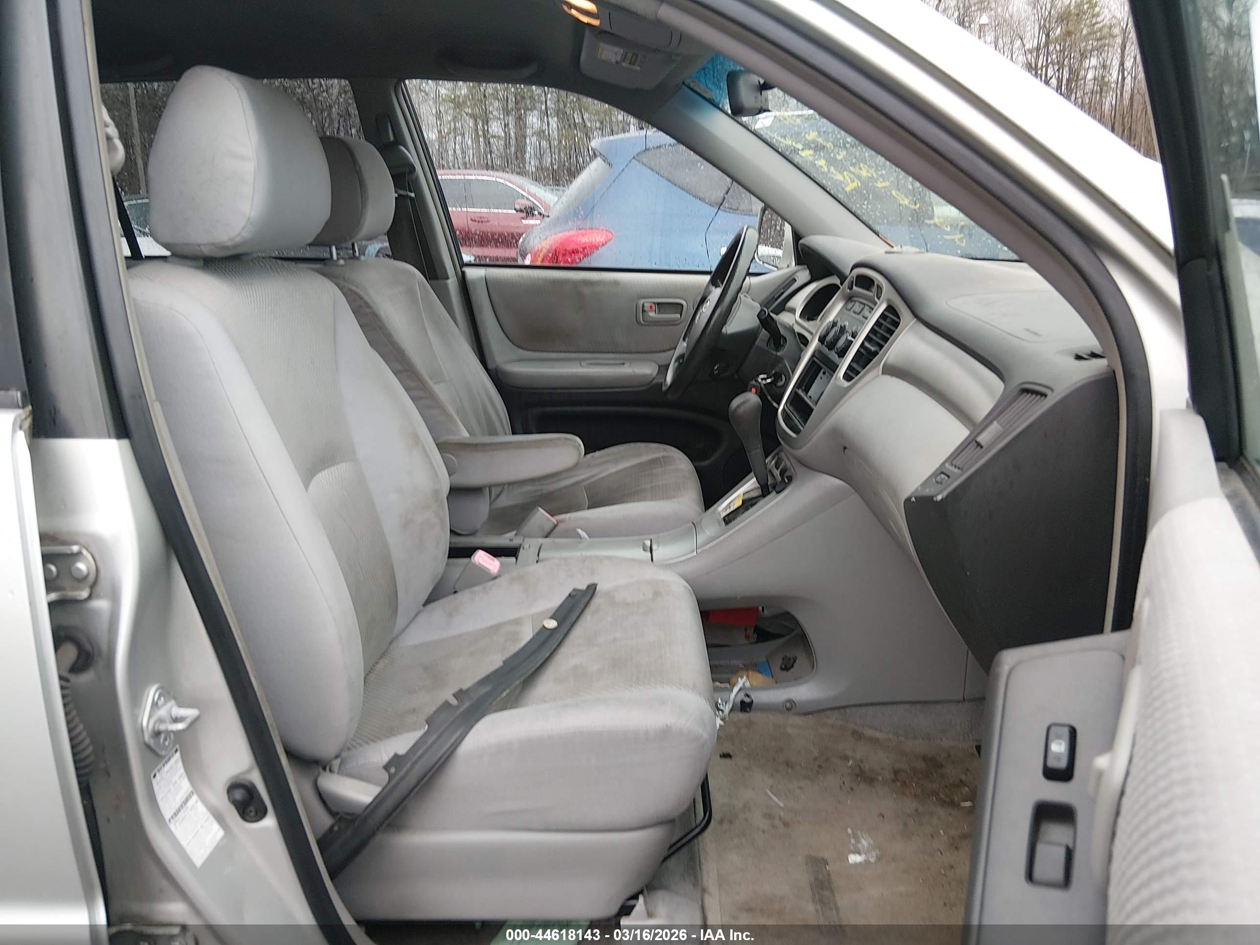 TOYOTA HIGHLANDER image 5