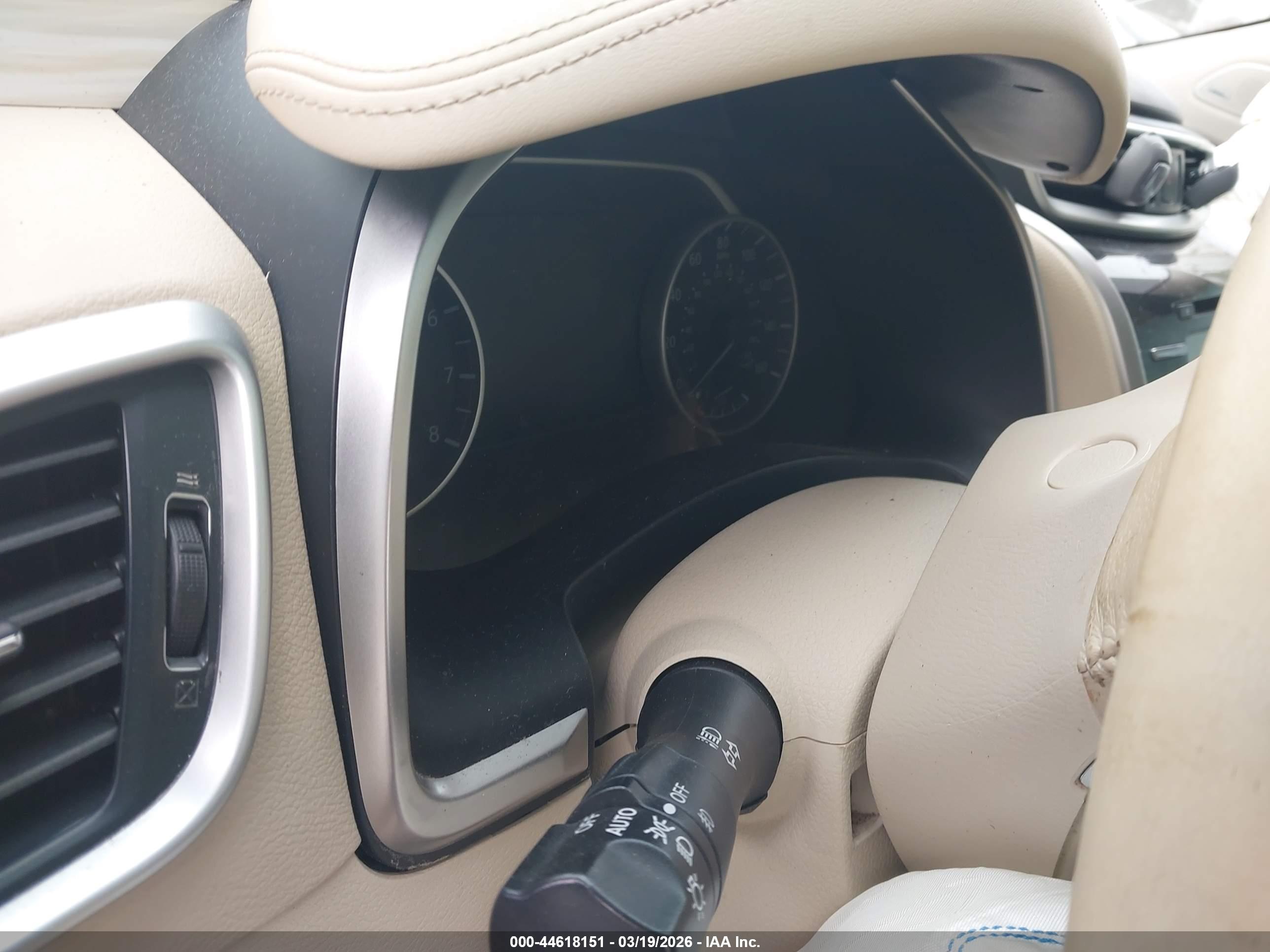 NISSAN MURANO image 7