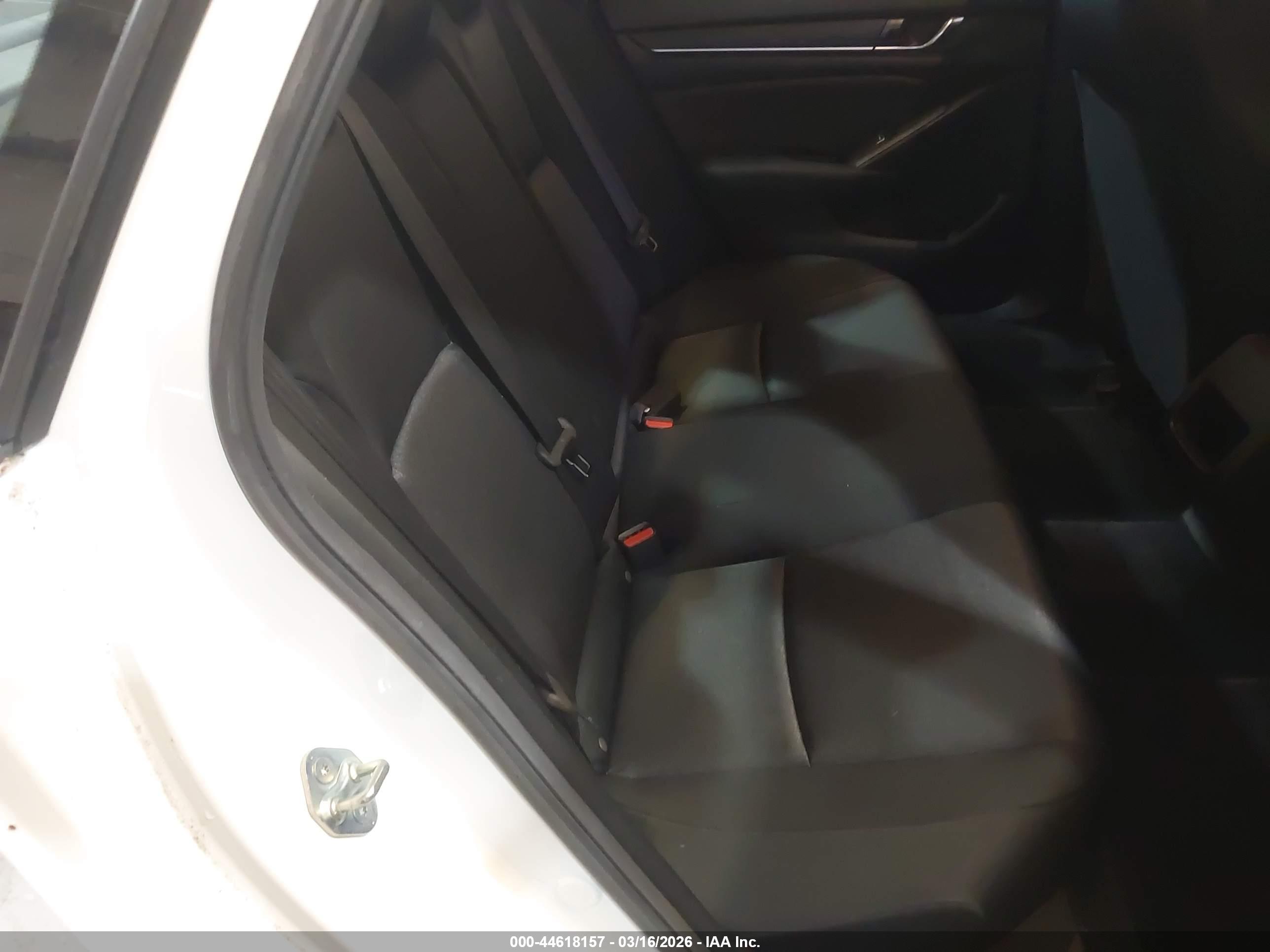 HONDA ACCORD image 8