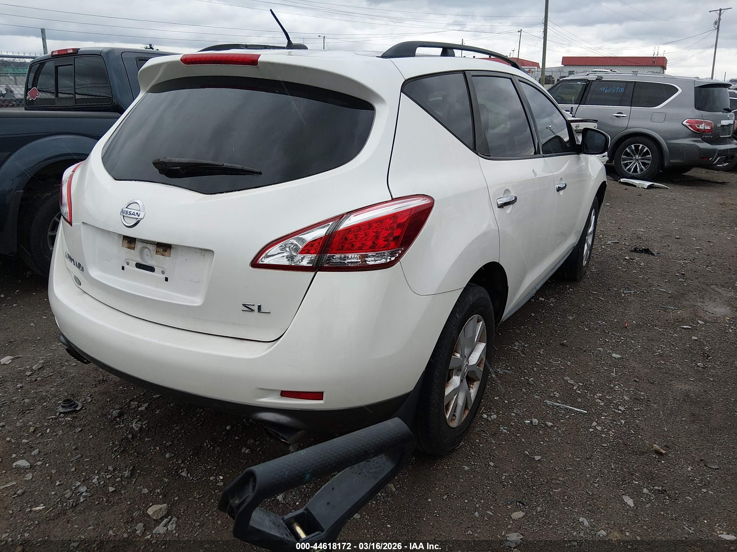NISSAN MURANO image 4