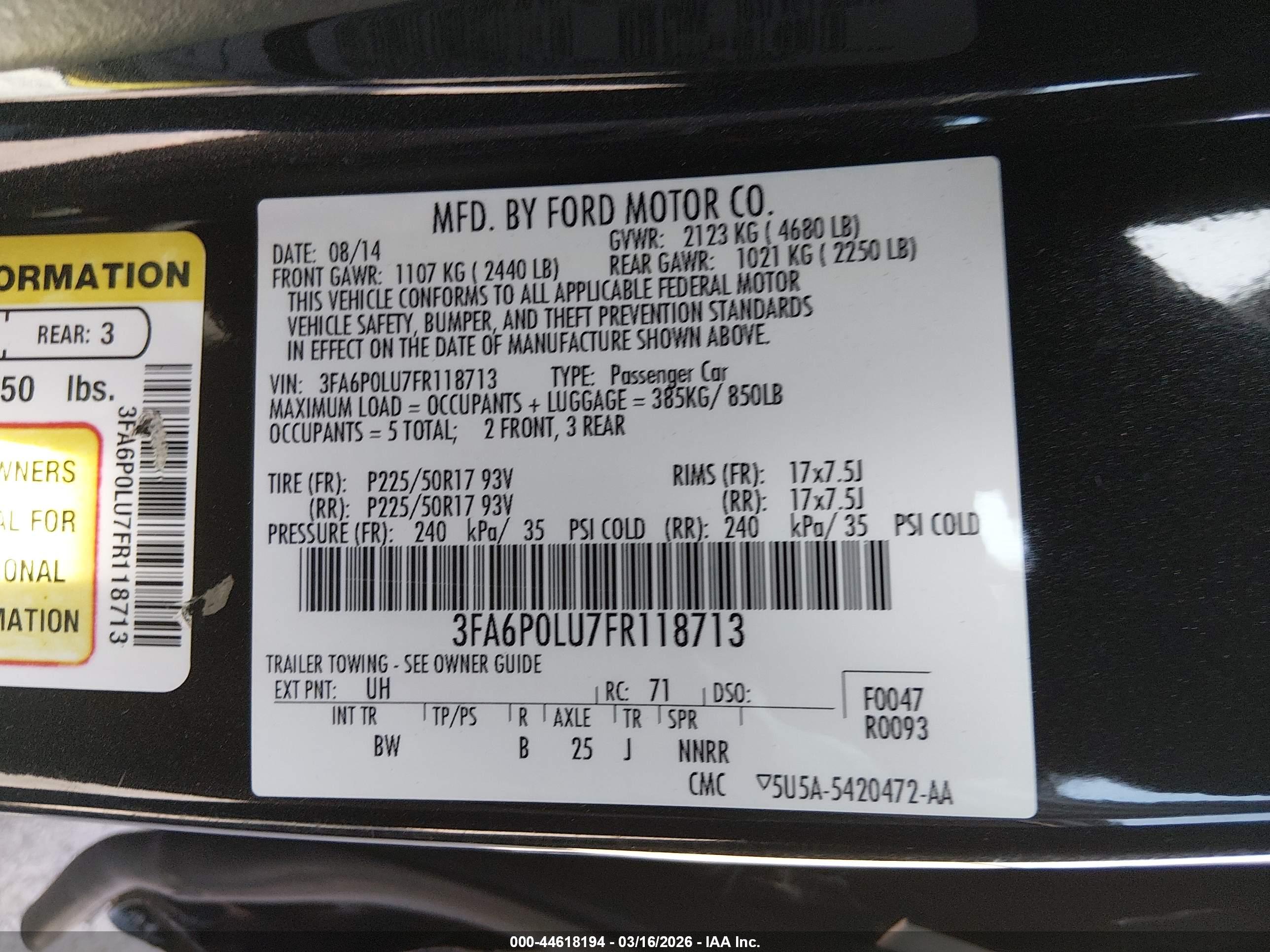FORD FUSION image 9