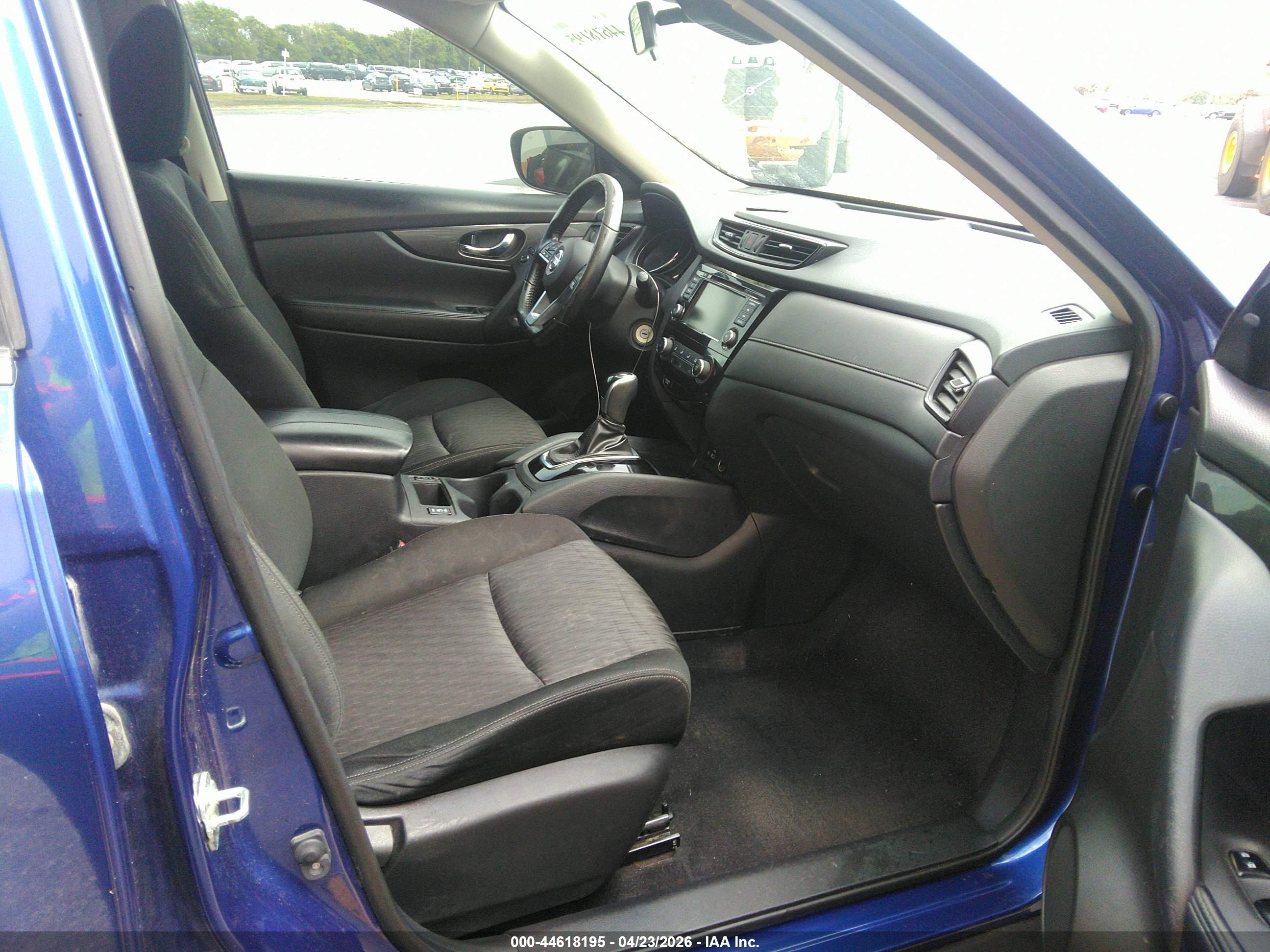 NISSAN ROGUE image 5