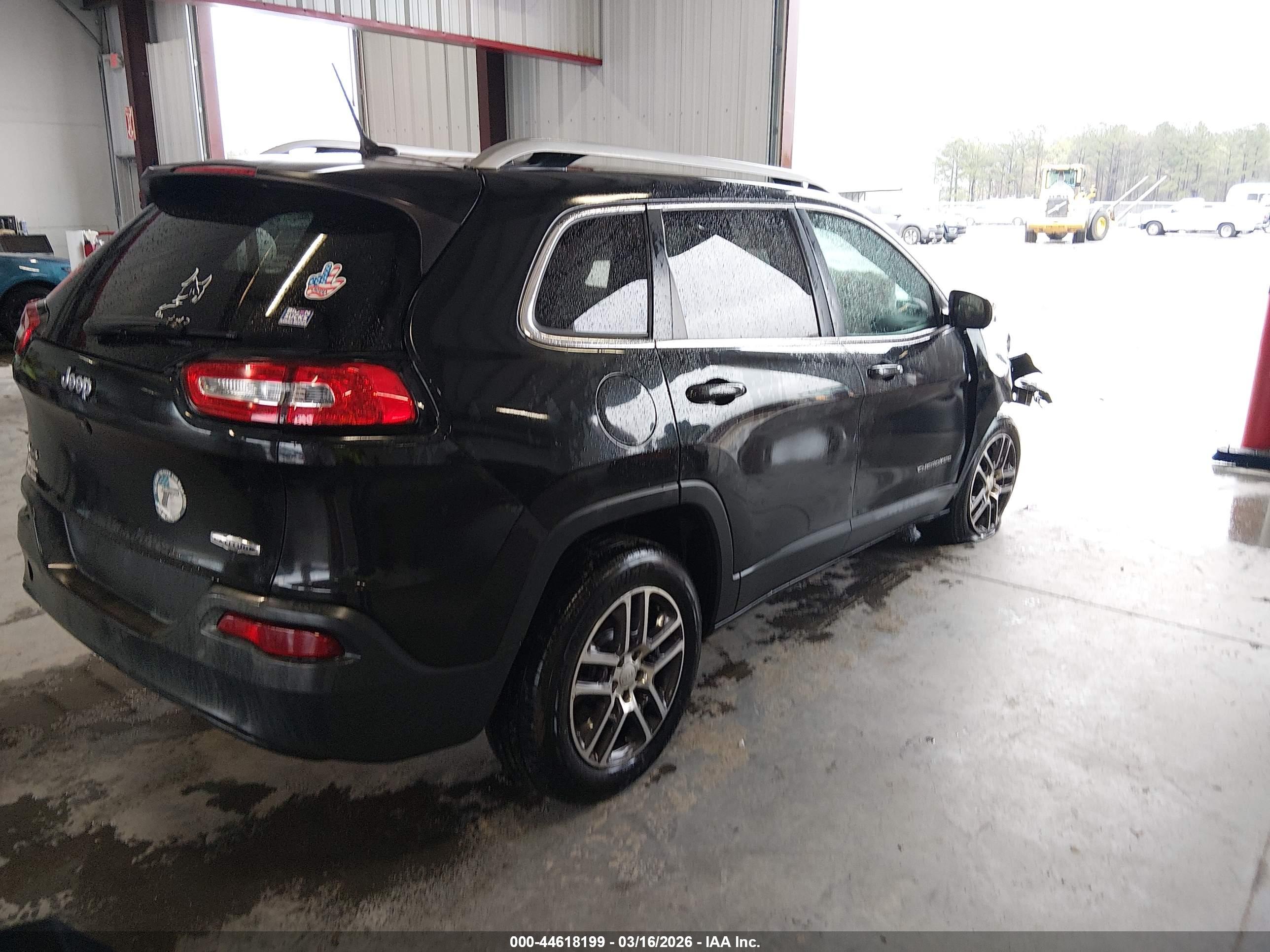 JEEP CHEROKEE image 4