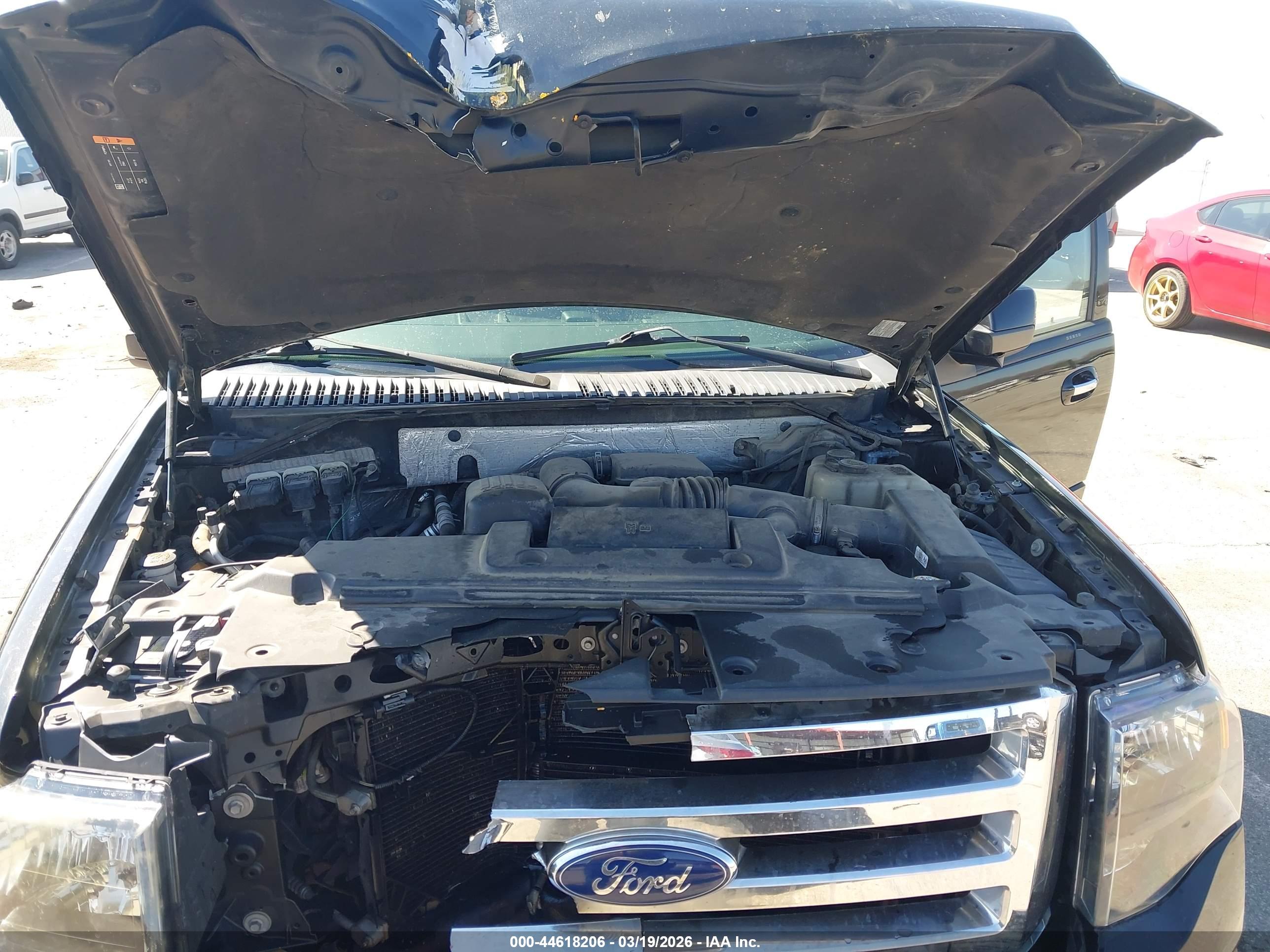 FORD EXPEDITION image 10