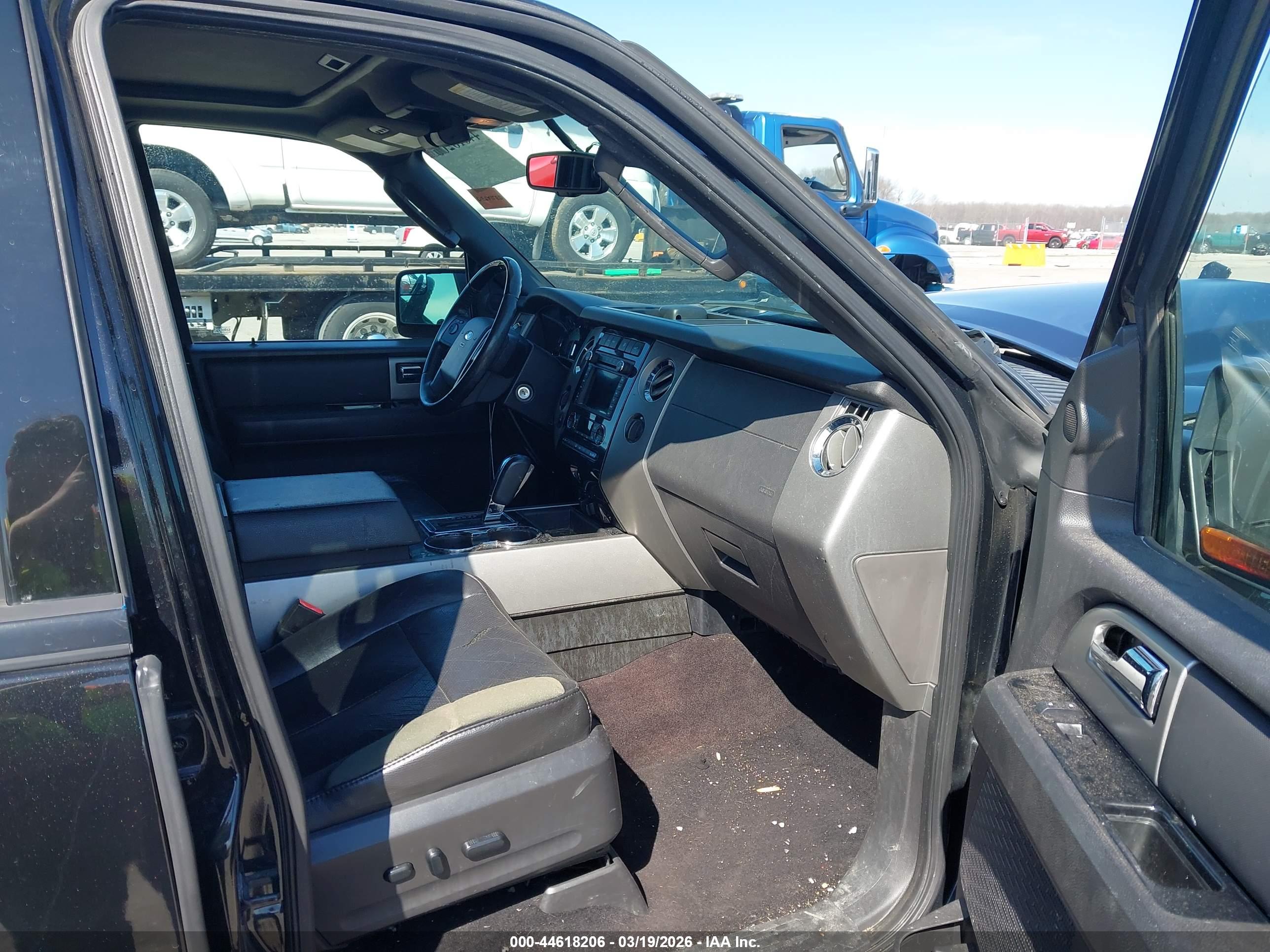 FORD EXPEDITION image 5