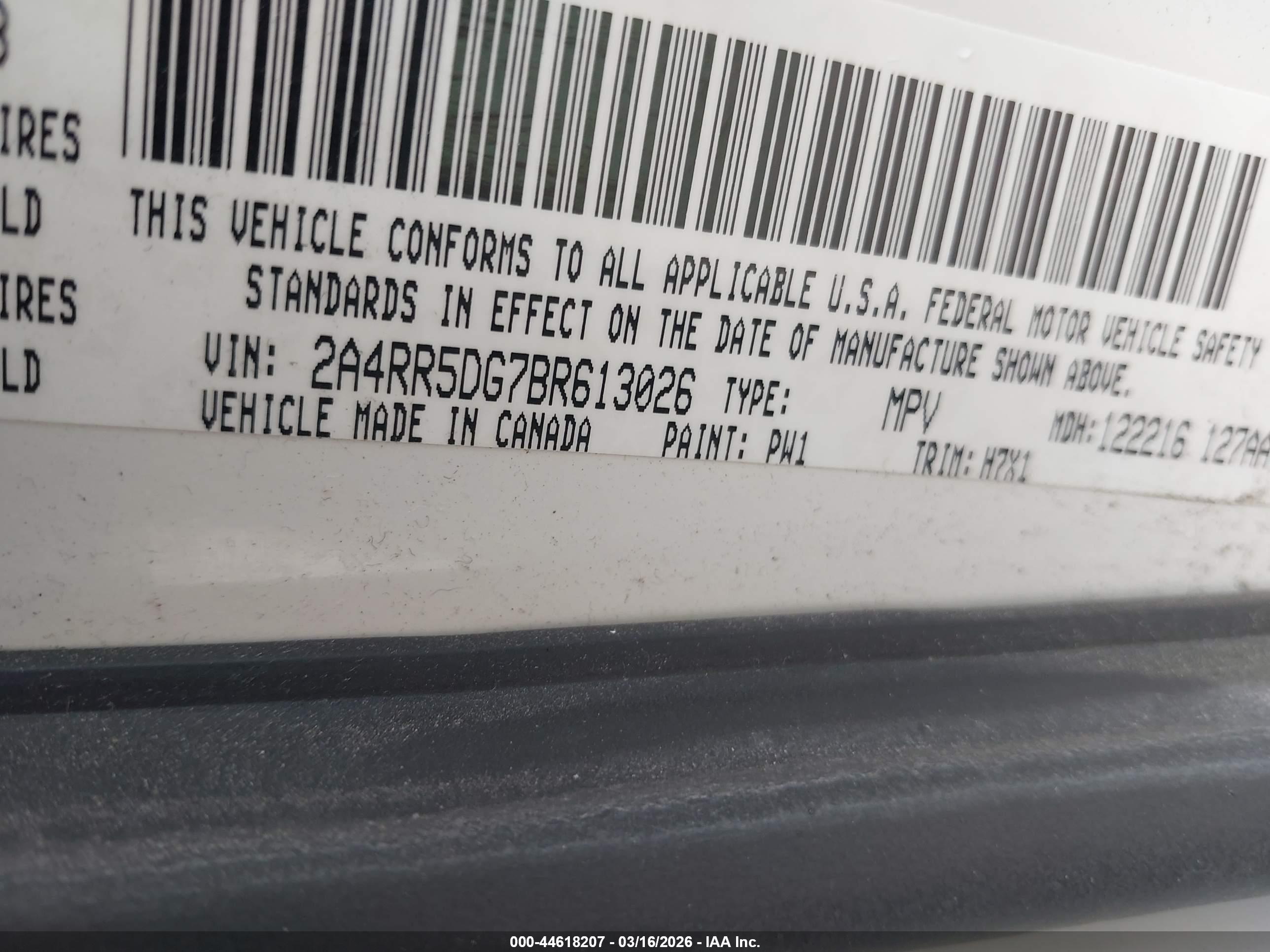 CHRYSLER TOWN image 9