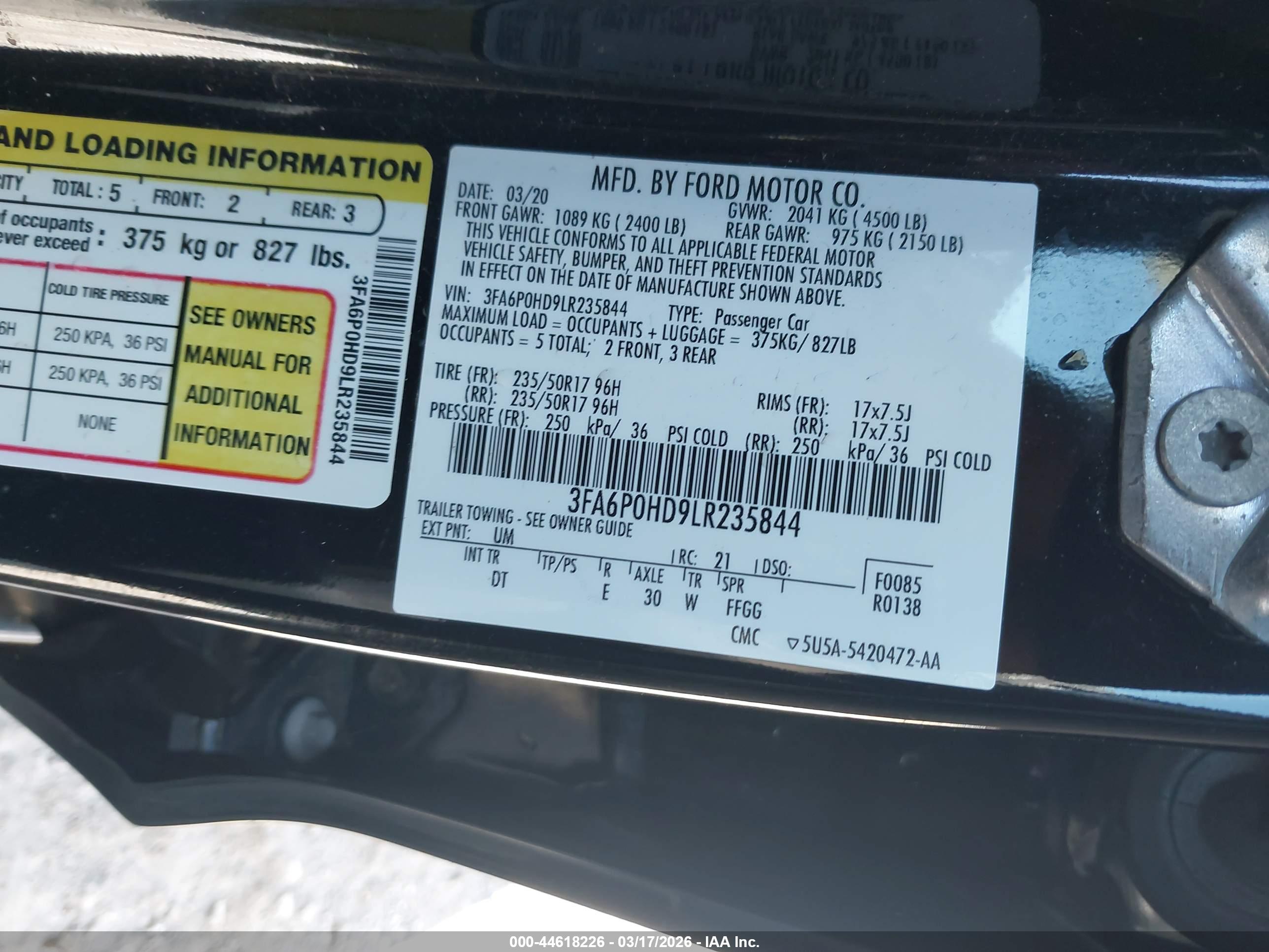 FORD FUSION image 9